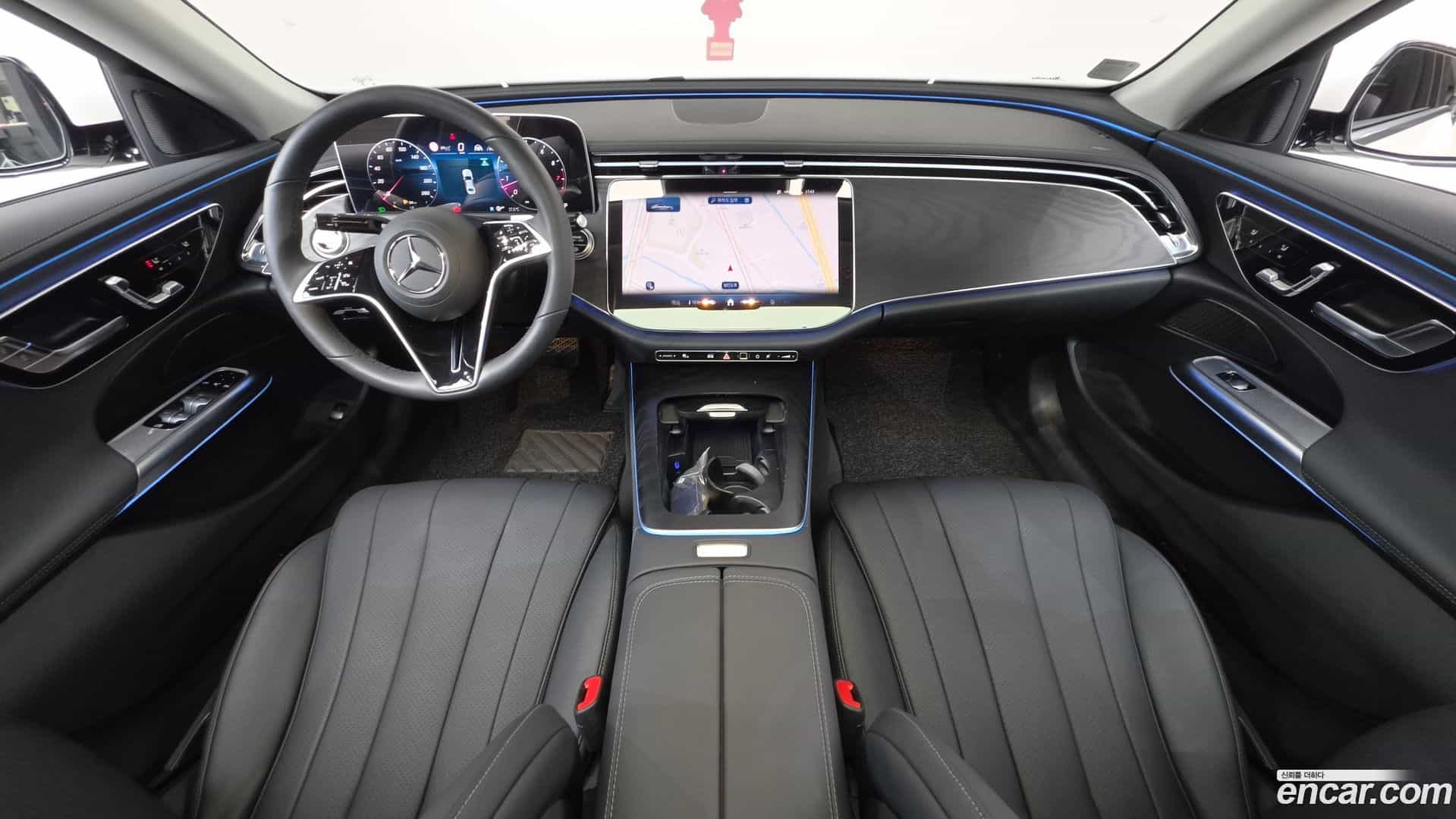 E-Class Mercedes-Benz 2025.3-INNER-007