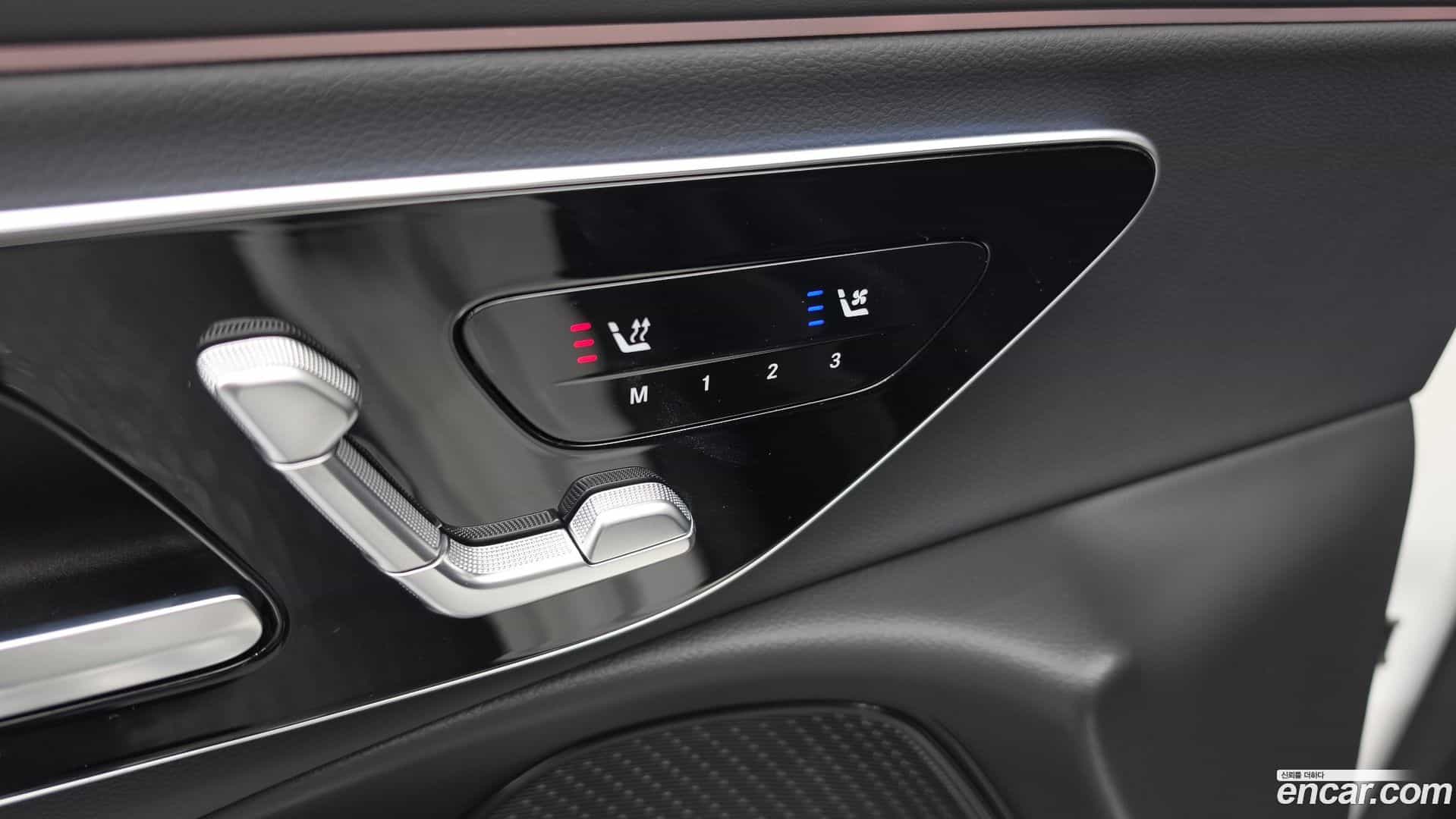 E-Class Mercedes-Benz 2025.3-OPTION-041