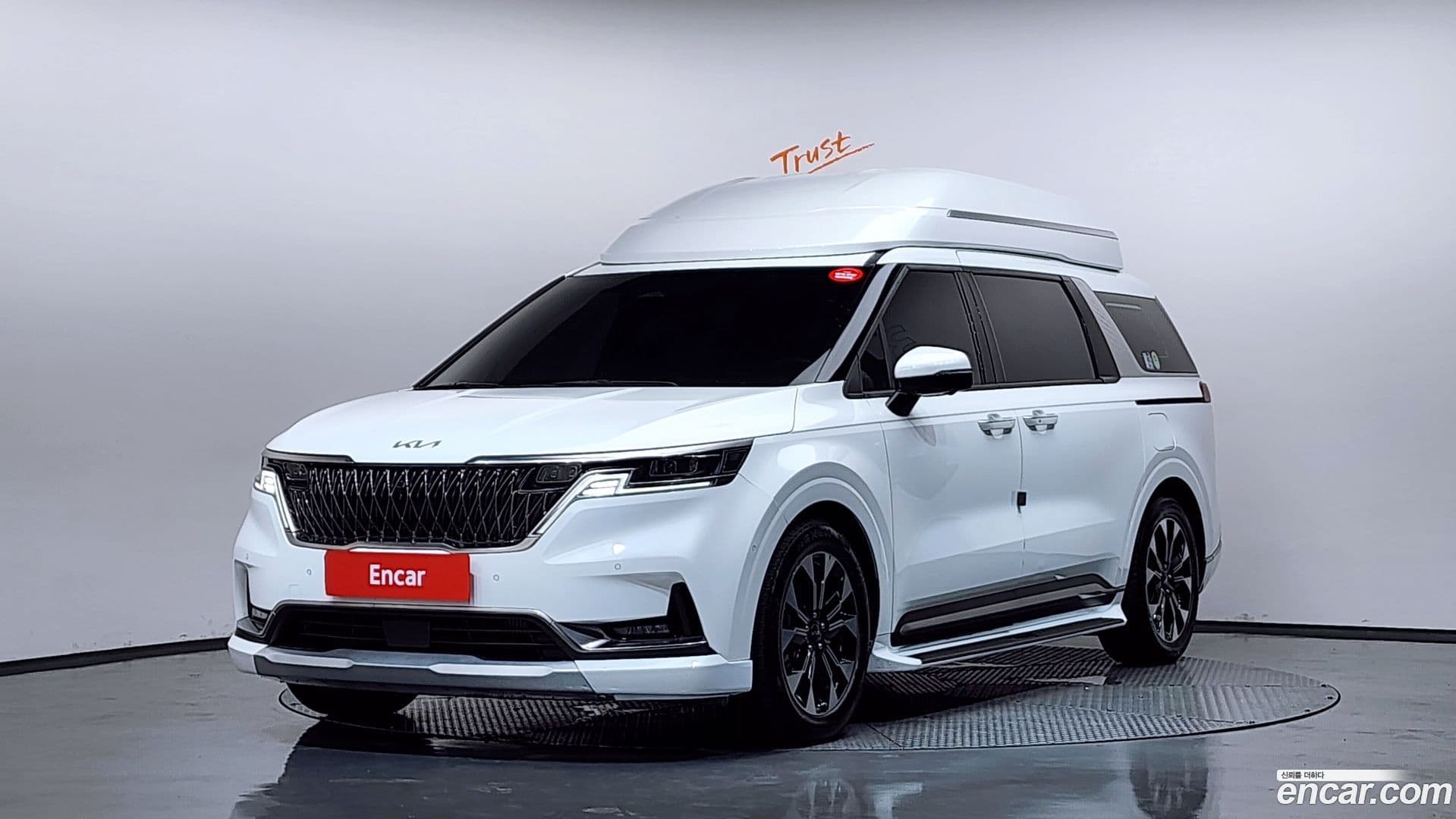 Main__Slider__Photo:Canival Kia 2022.11-0