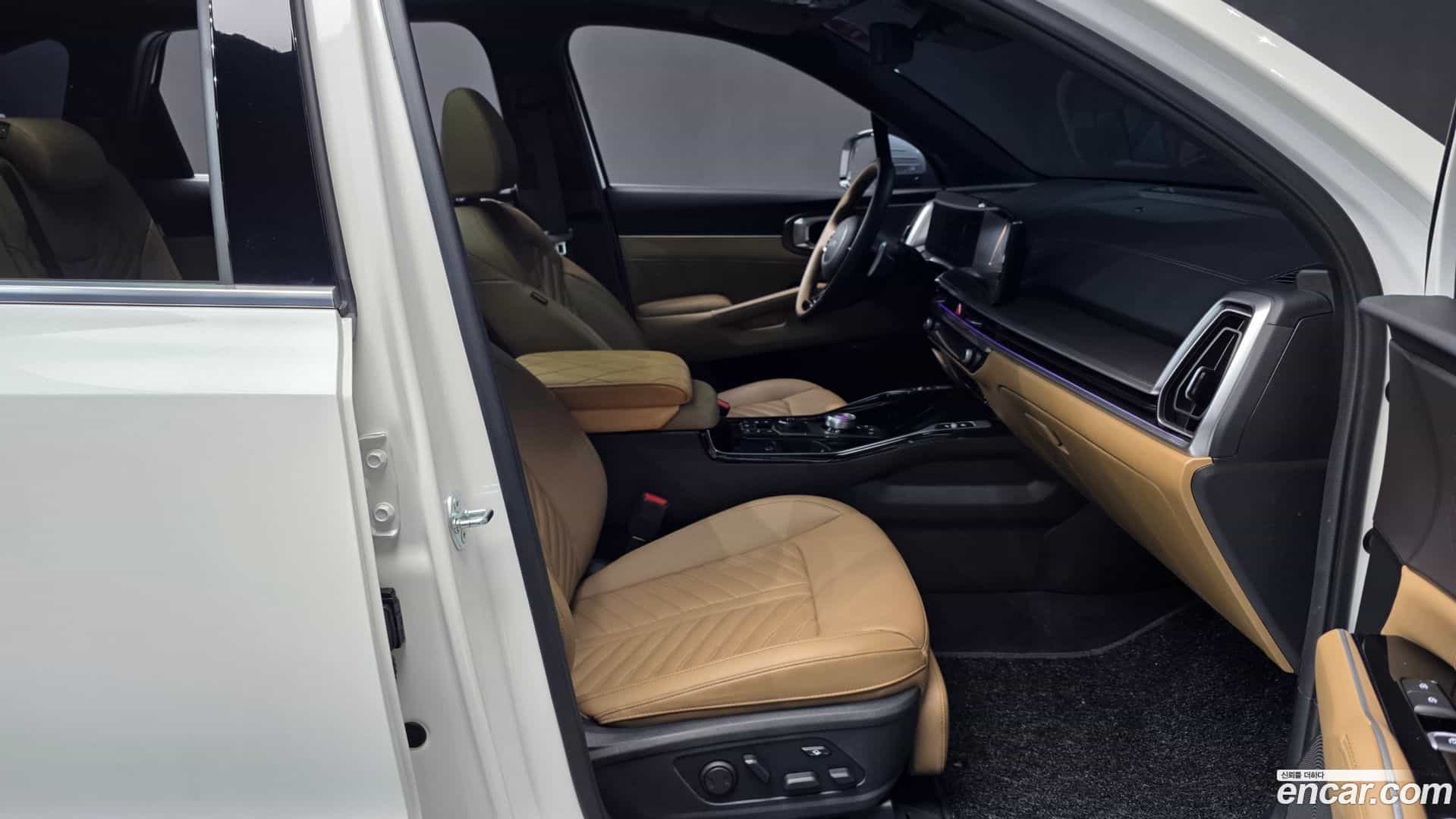 Sorento Kia 2023.8-OPTION-015