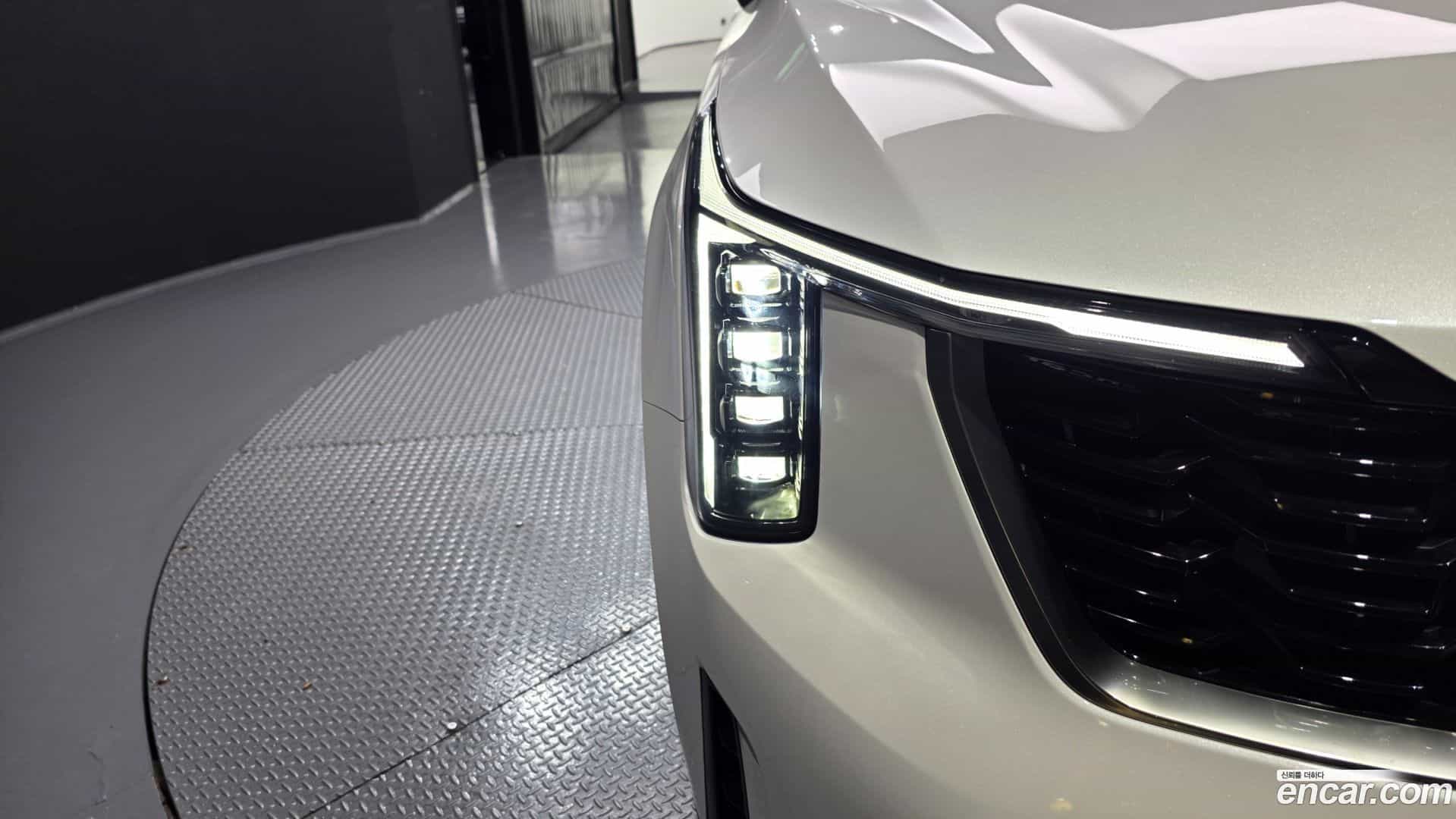 Sorento Kia 2023.8-OUTER-032