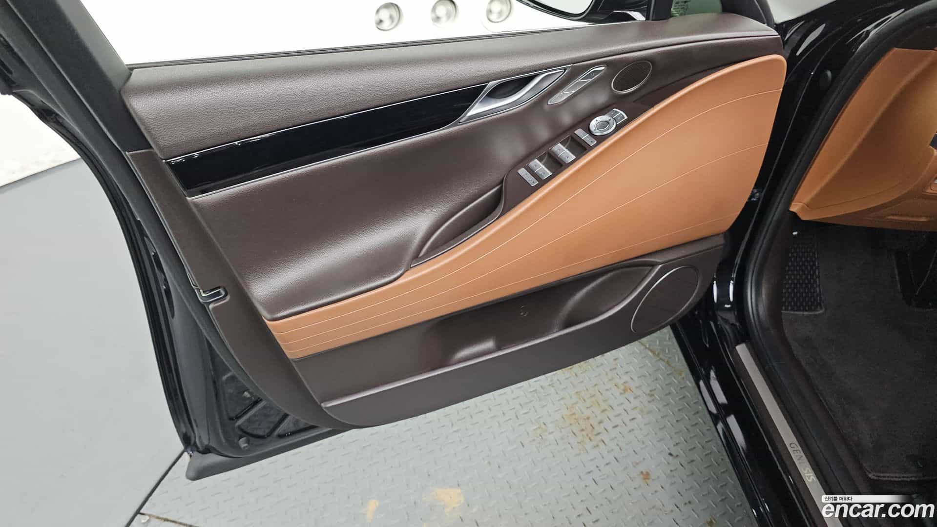 G80 Genesis 2021.1-INNER-034