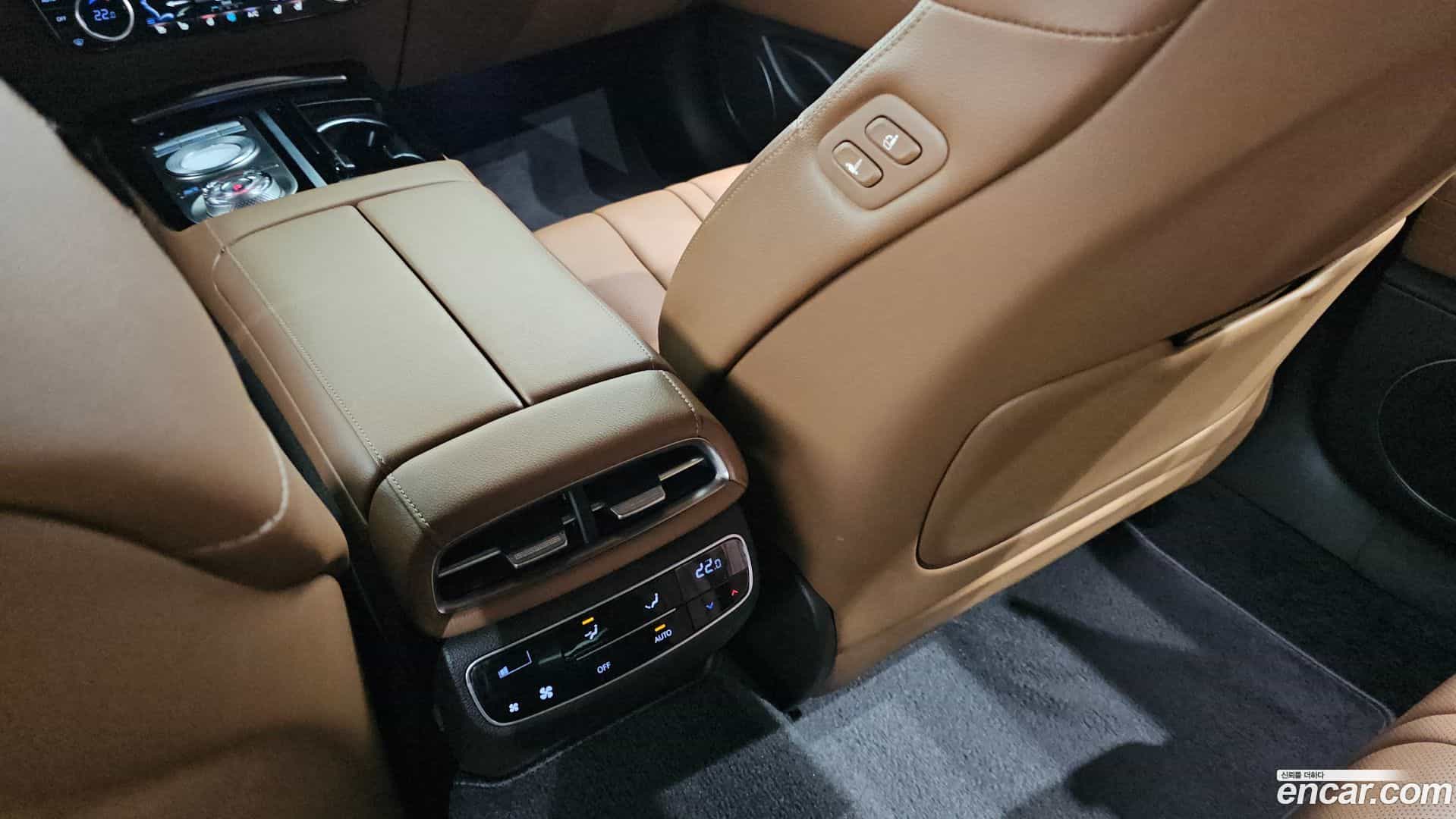 G80 Genesis 2021.1-OPTION-044