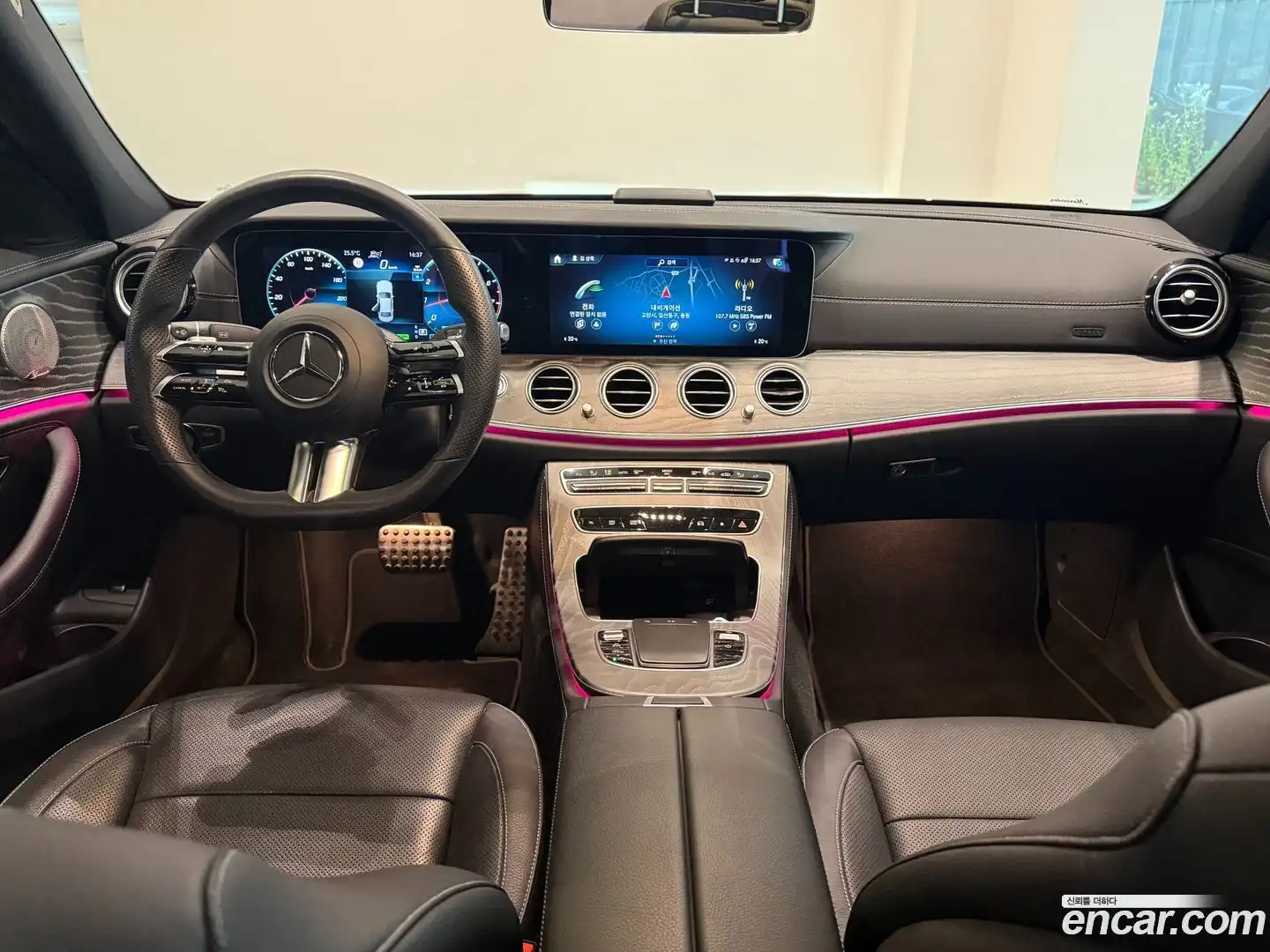 E-Class Mercedes-Benz 2022.4-INNER-007
