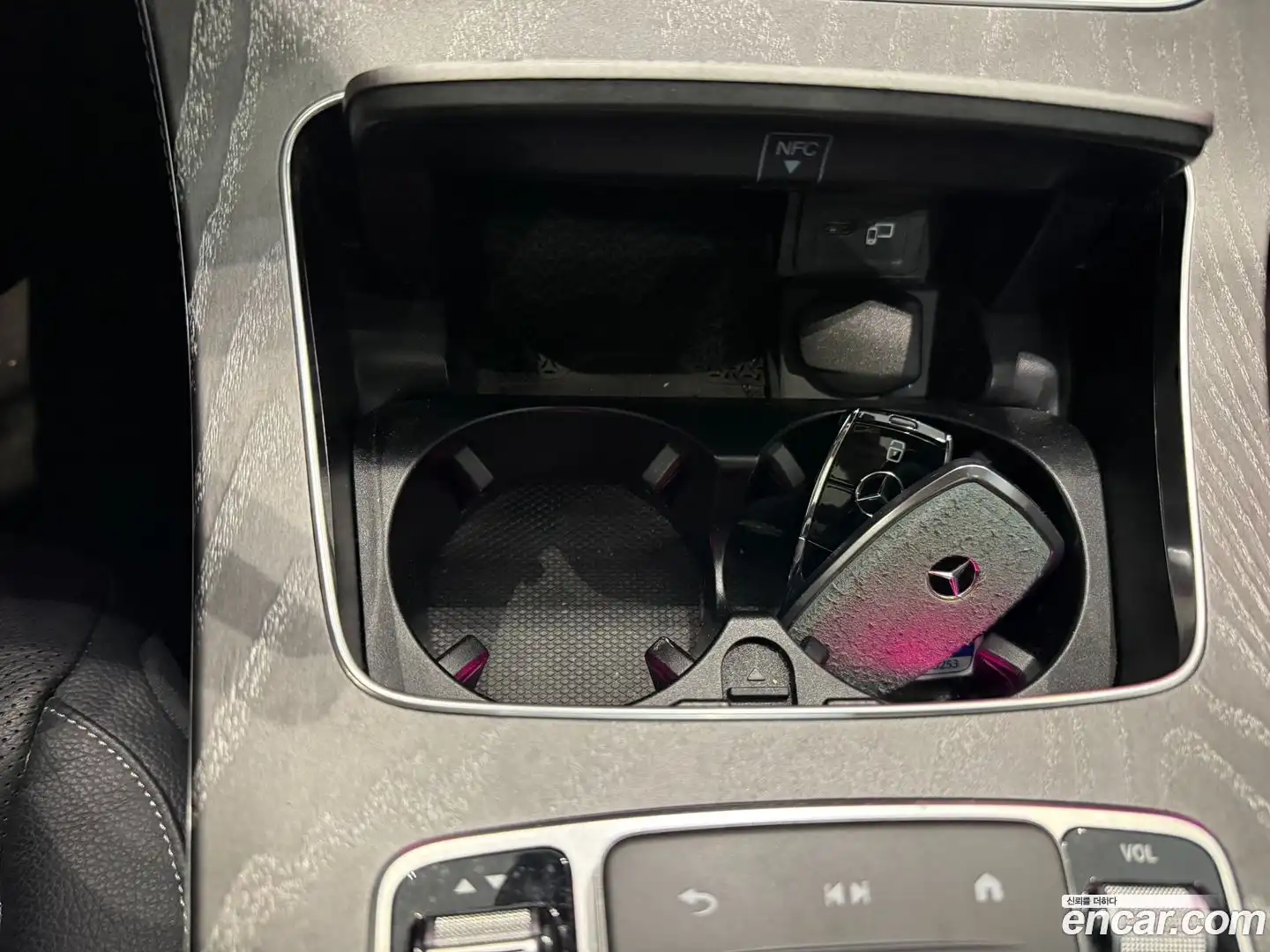 E-Class Mercedes-Benz 2022.4-OPTION-020