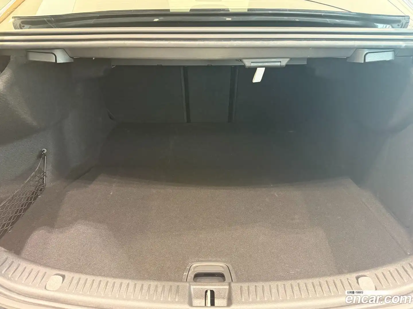 E-Class Mercedes-Benz 2022.4-OPTION-023