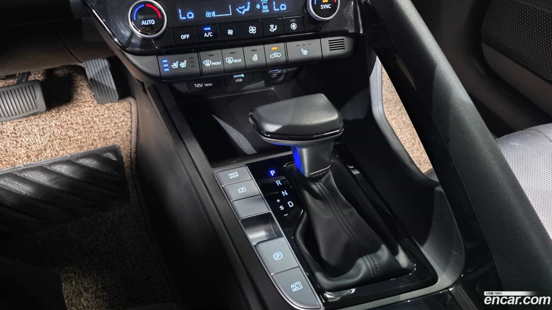 AVANTE Hyundai 2021.5-INNER-009