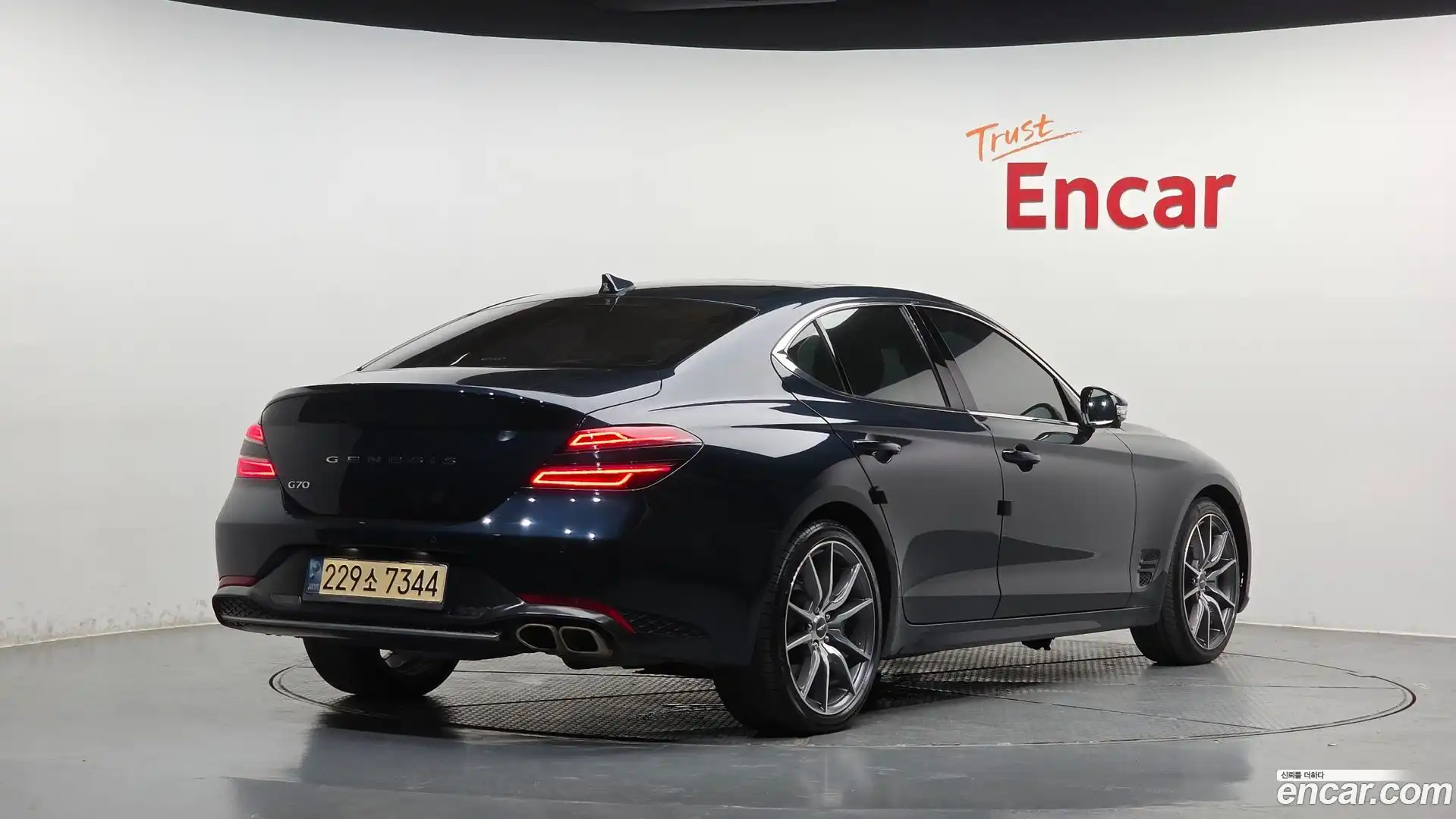 G70 Genesis 2021.11-OUTER-002