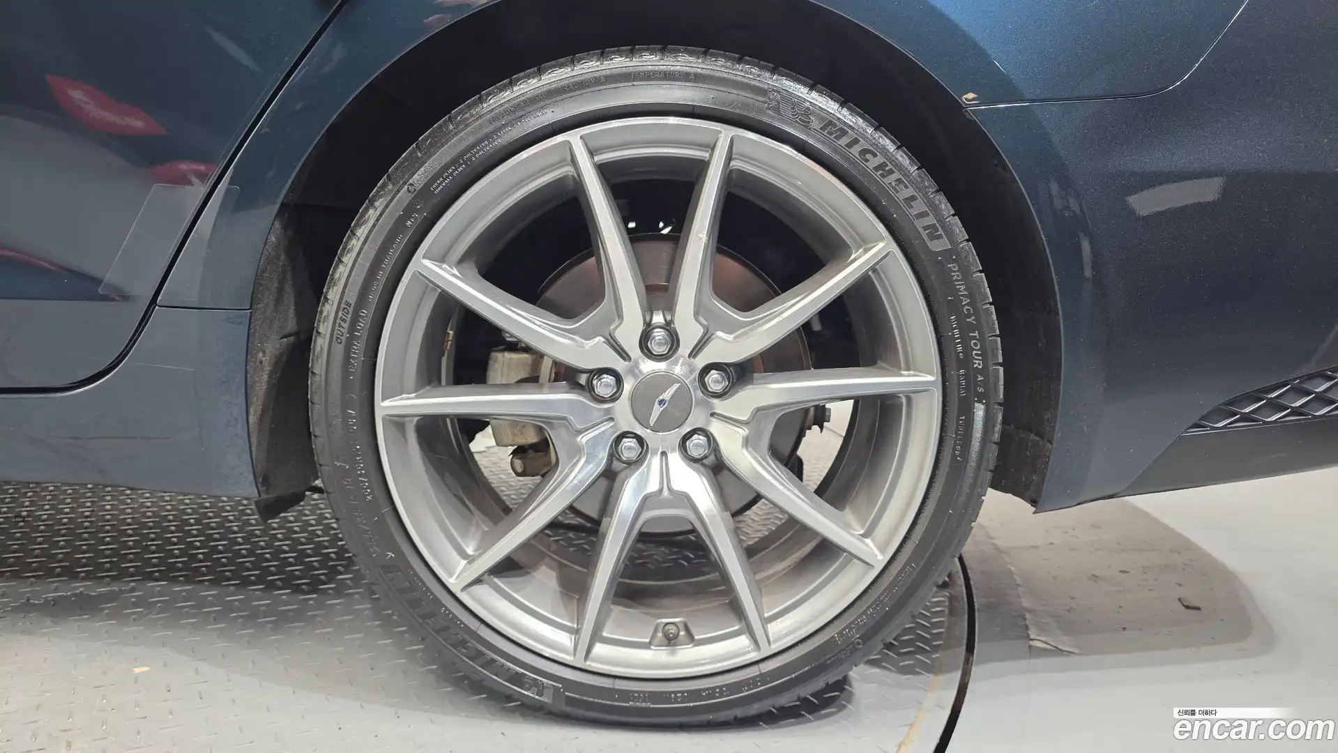 G70 Genesis 2021.11-OUTER-031