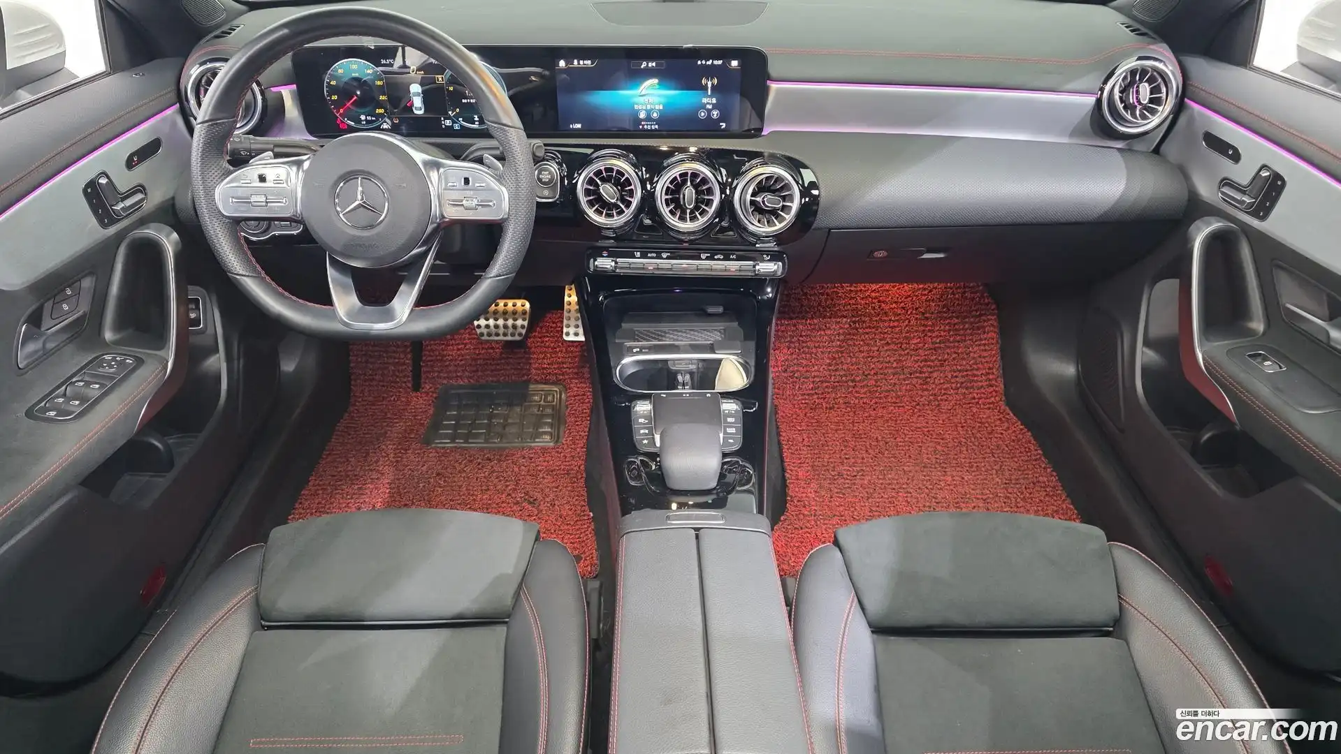 CLA-Class Mercedes-Benz 2021.5-INNER-007