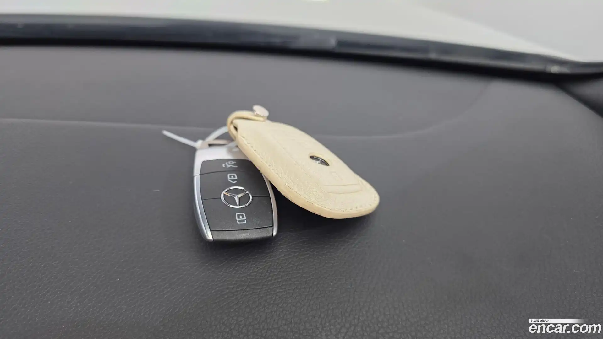 CLA-Class Mercedes-Benz 2021.5-OPTION-021