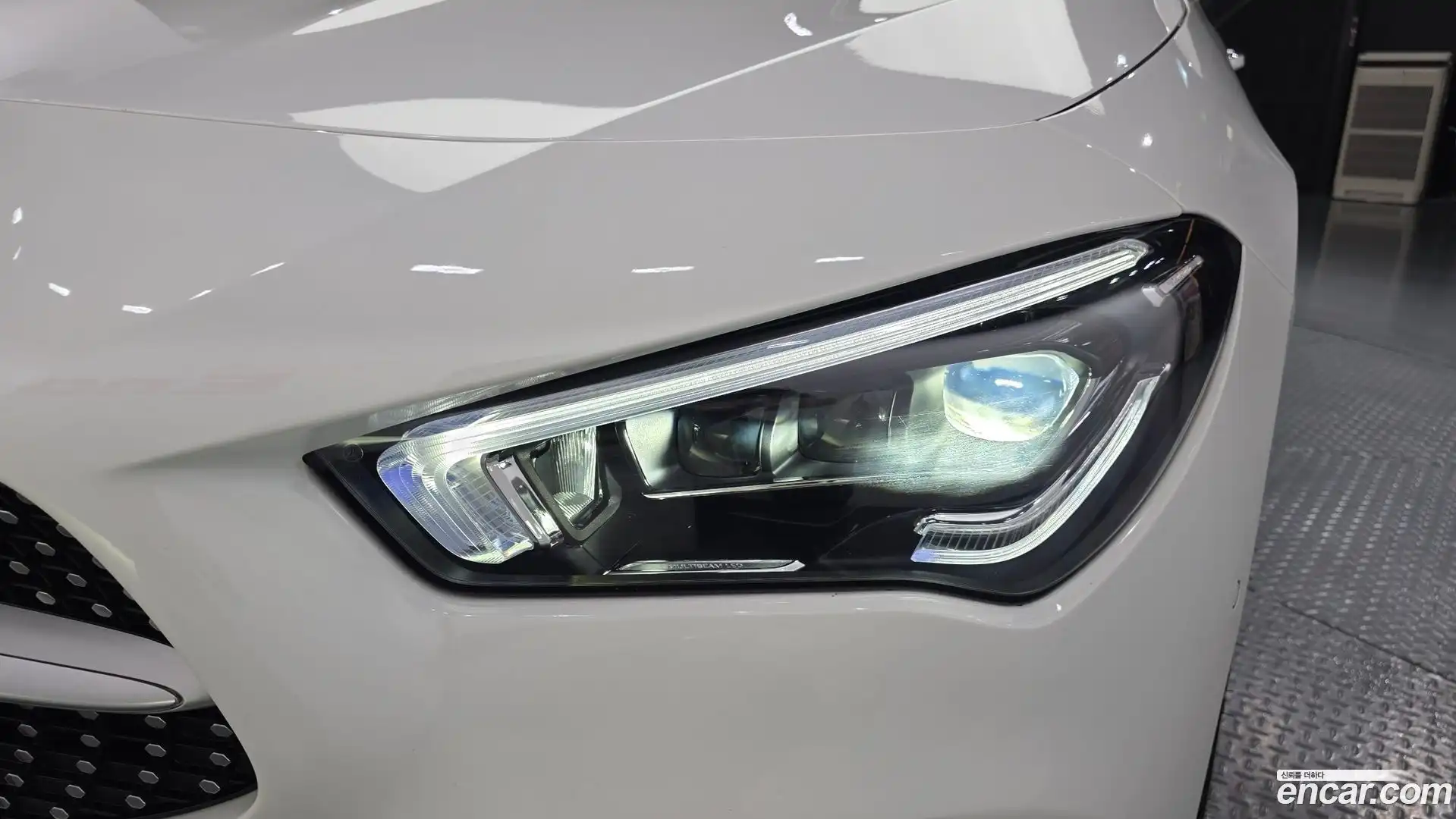 CLA-Class Mercedes-Benz 2021.5-OUTER-032