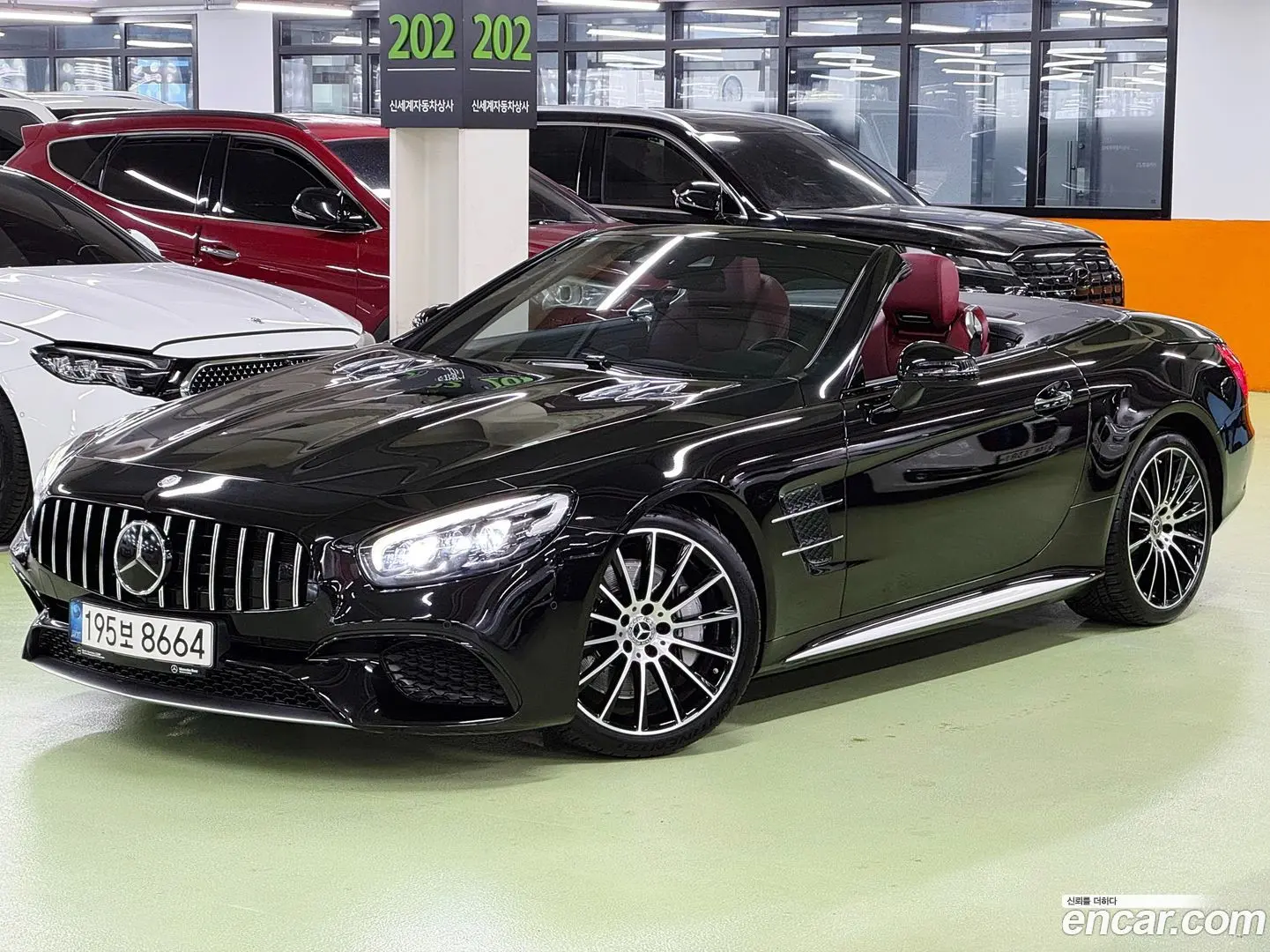 Main__Slider__Photo:SL-Class Mercedes-Benz 2017.4-0