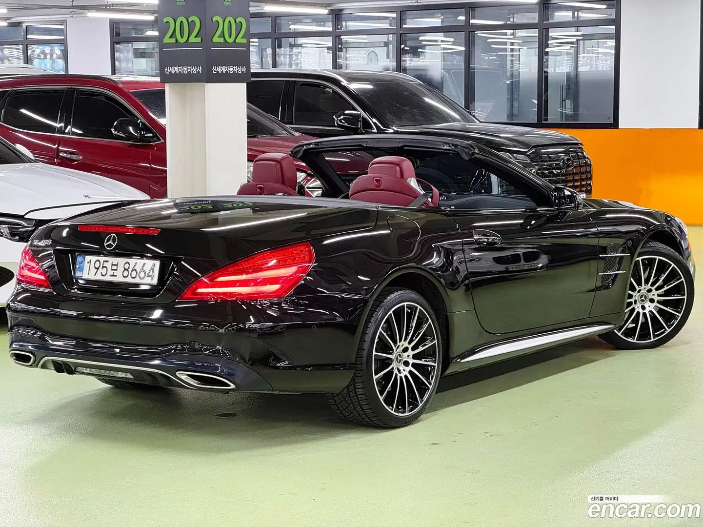 SL-Class Mercedes-Benz 2017.4-OUTER-002