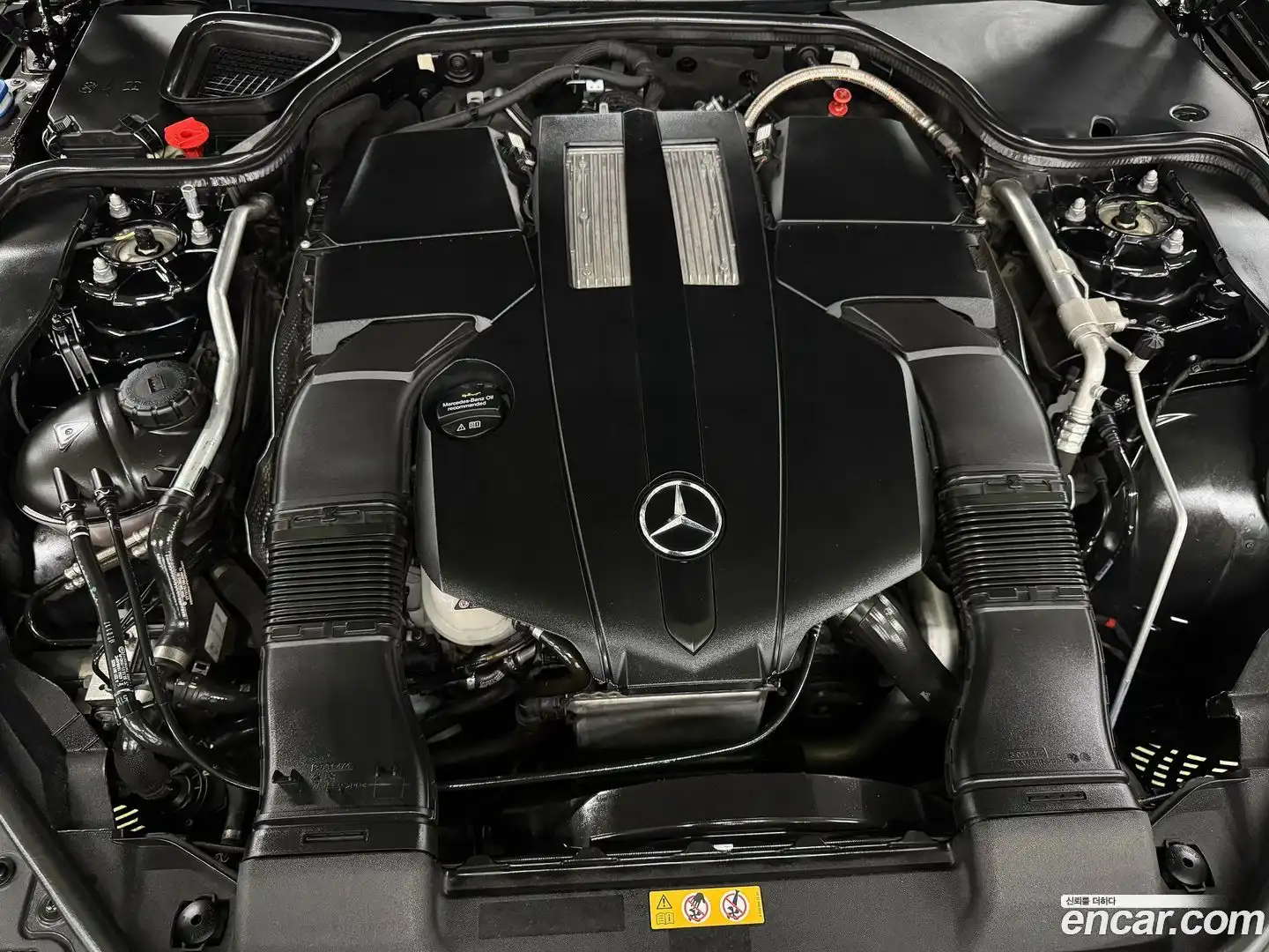 SL-Class Mercedes-Benz 2017.4-INNER-009