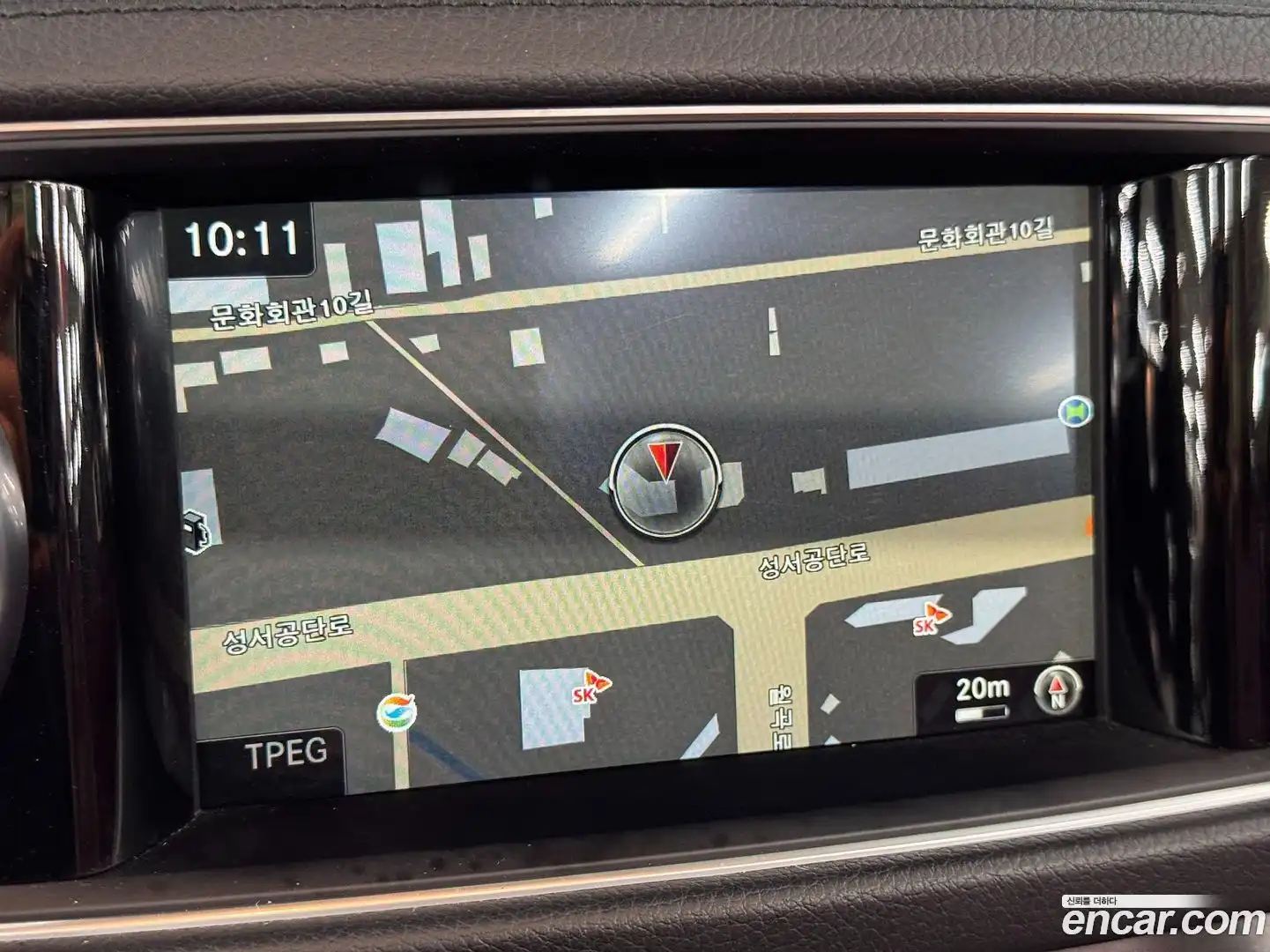 SL-Class Mercedes-Benz 2017.4-OPTION-021