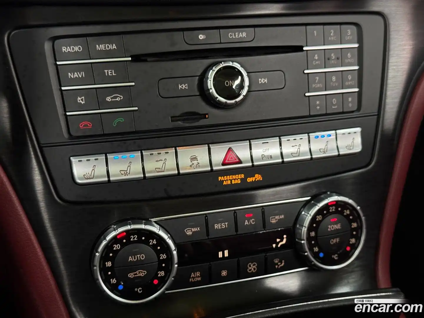 SL-Class Mercedes-Benz 2017.4-OPTION-022