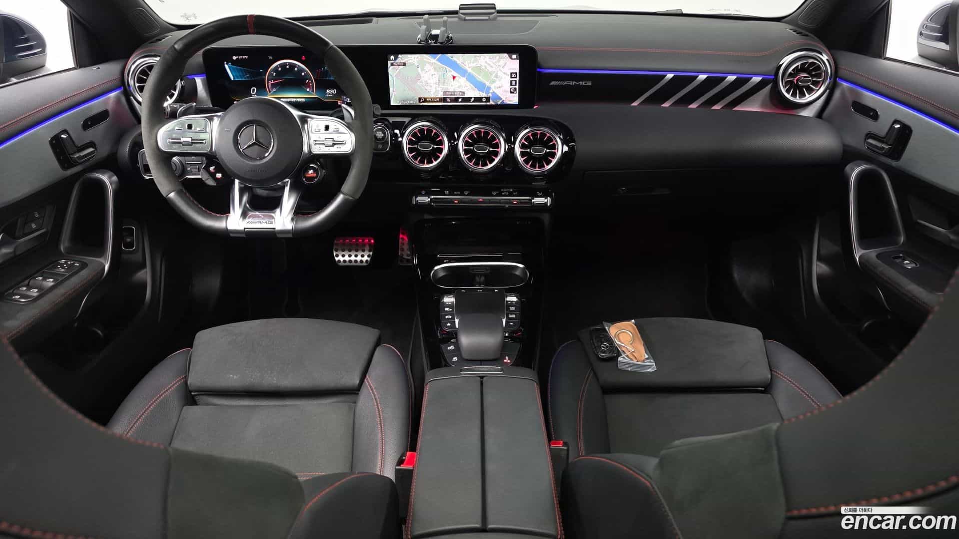 CLA-Class Mercedes-Benz 2021.6-INNER-007