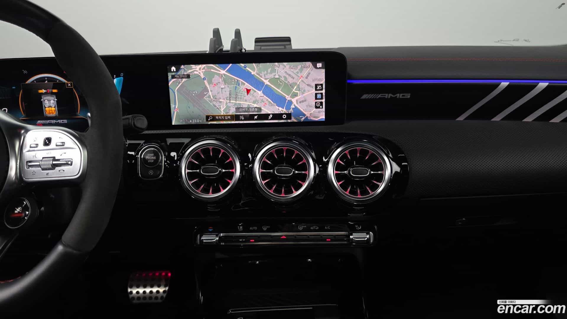 CLA-Class Mercedes-Benz 2021.6-OPTION-017