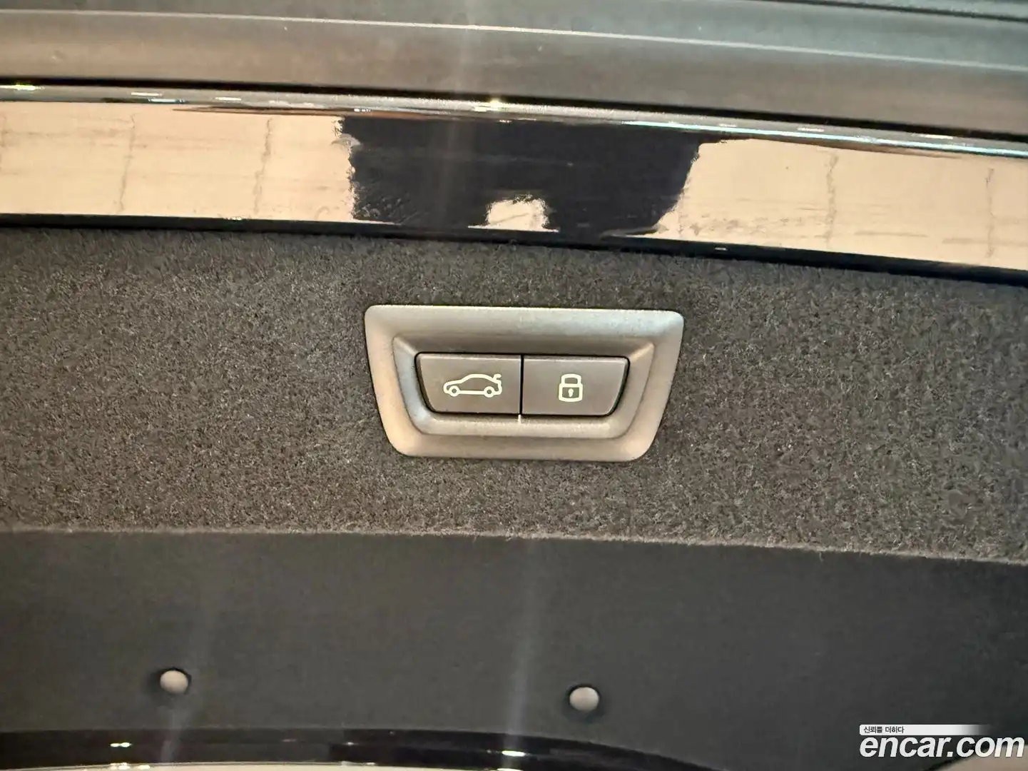 8-Series BMW 2023.8-OPTION-024