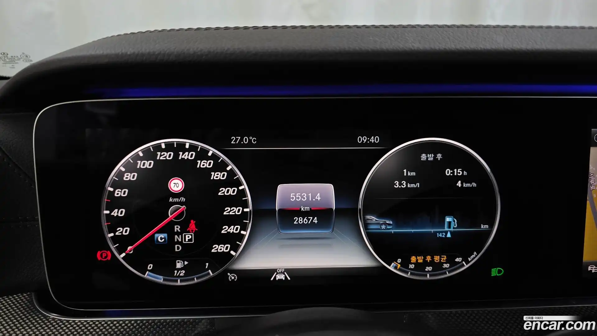 CLS-Class Mercedes-Benz 2020.4-INNER-008