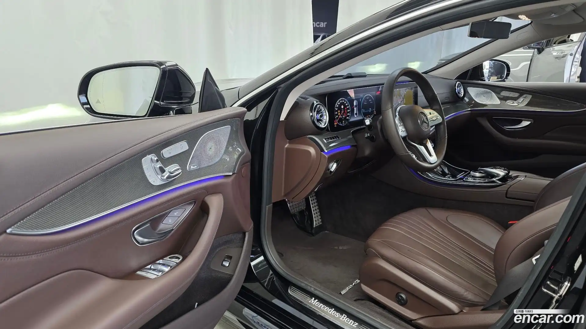 CLS-Class Mercedes-Benz 2020.4-INNER-010