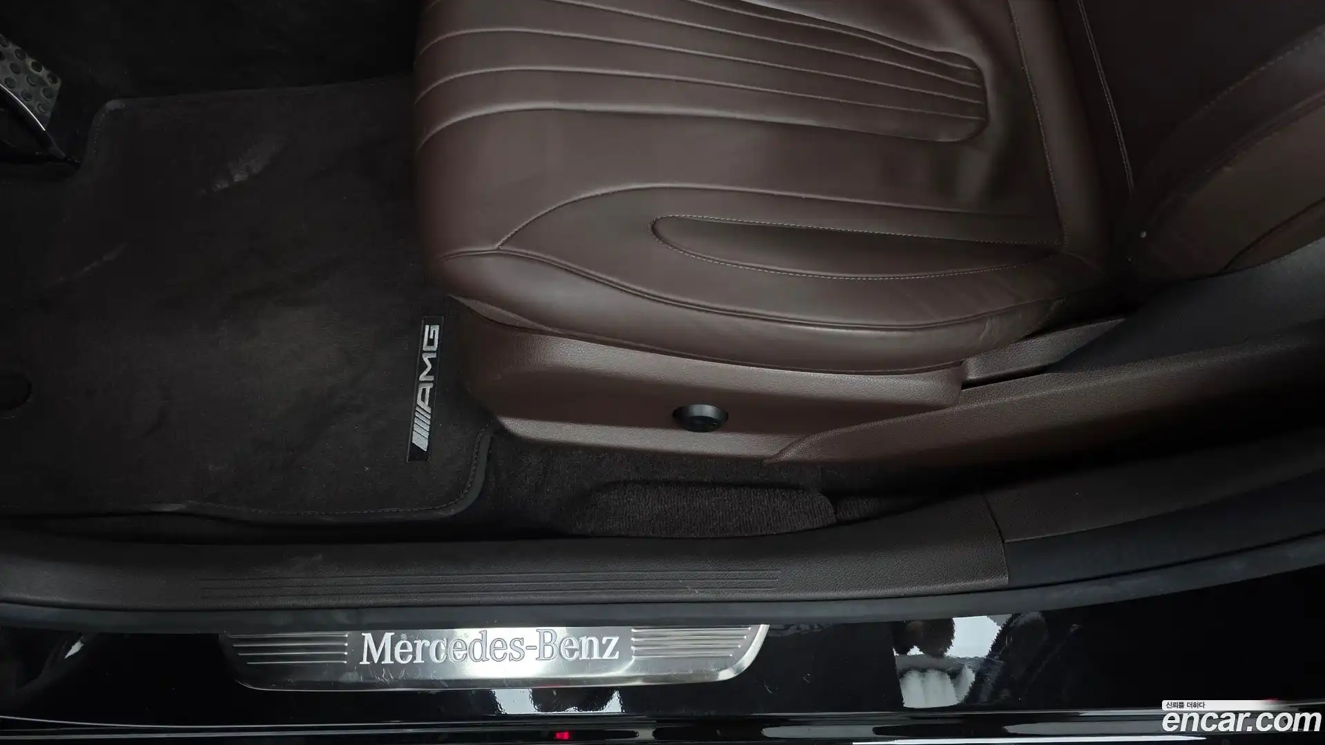 CLS-Class Mercedes-Benz 2020.4-OPTION-044