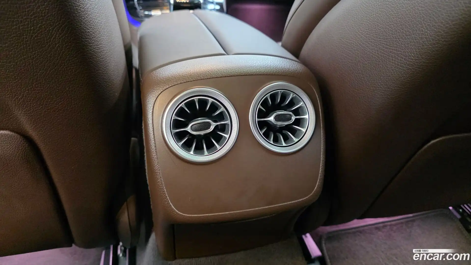 CLS-Class Mercedes-Benz 2020.4-OPTION-045