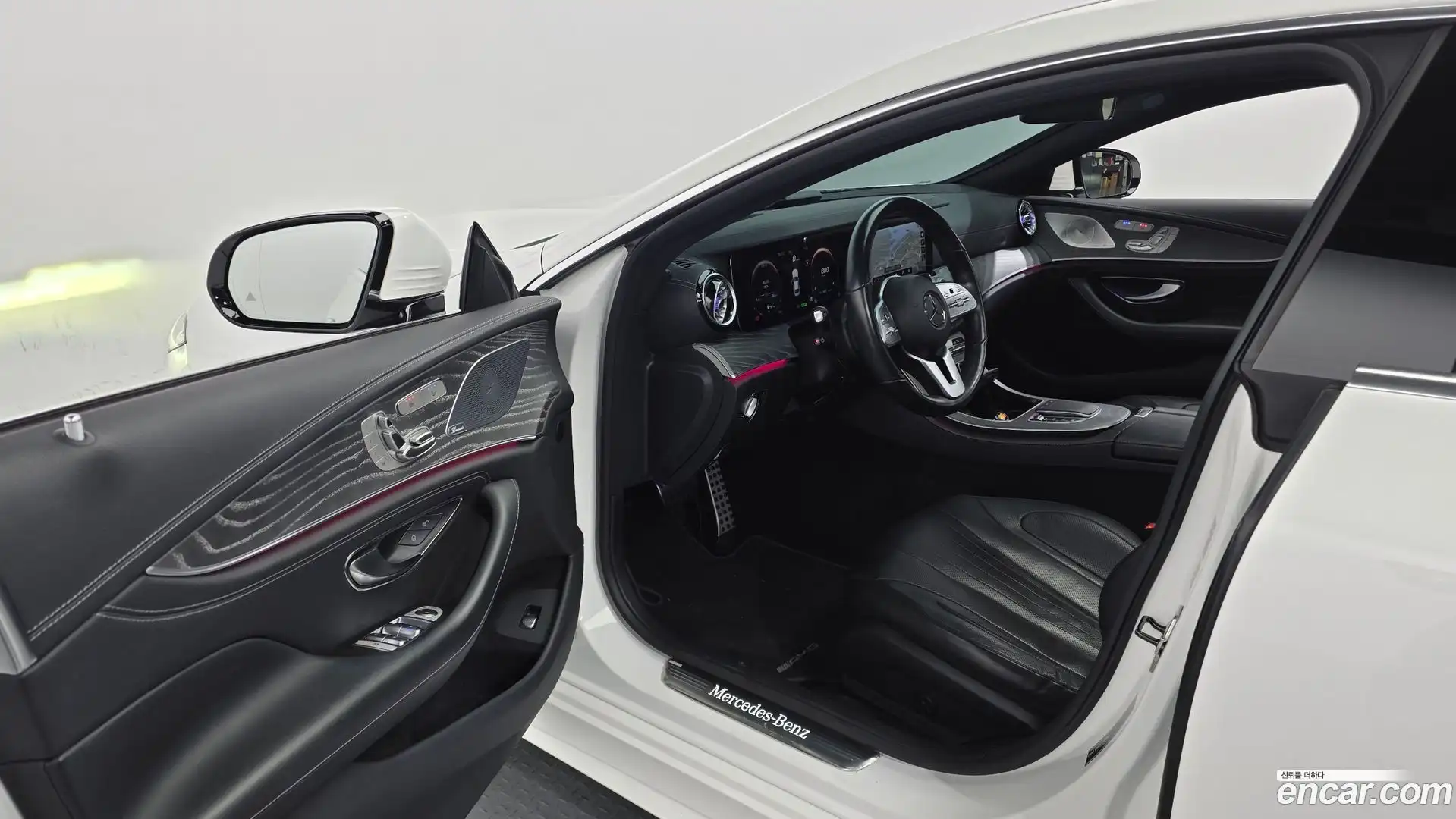 CLS-Class Mercedes-Benz 2021.5-INNER-010