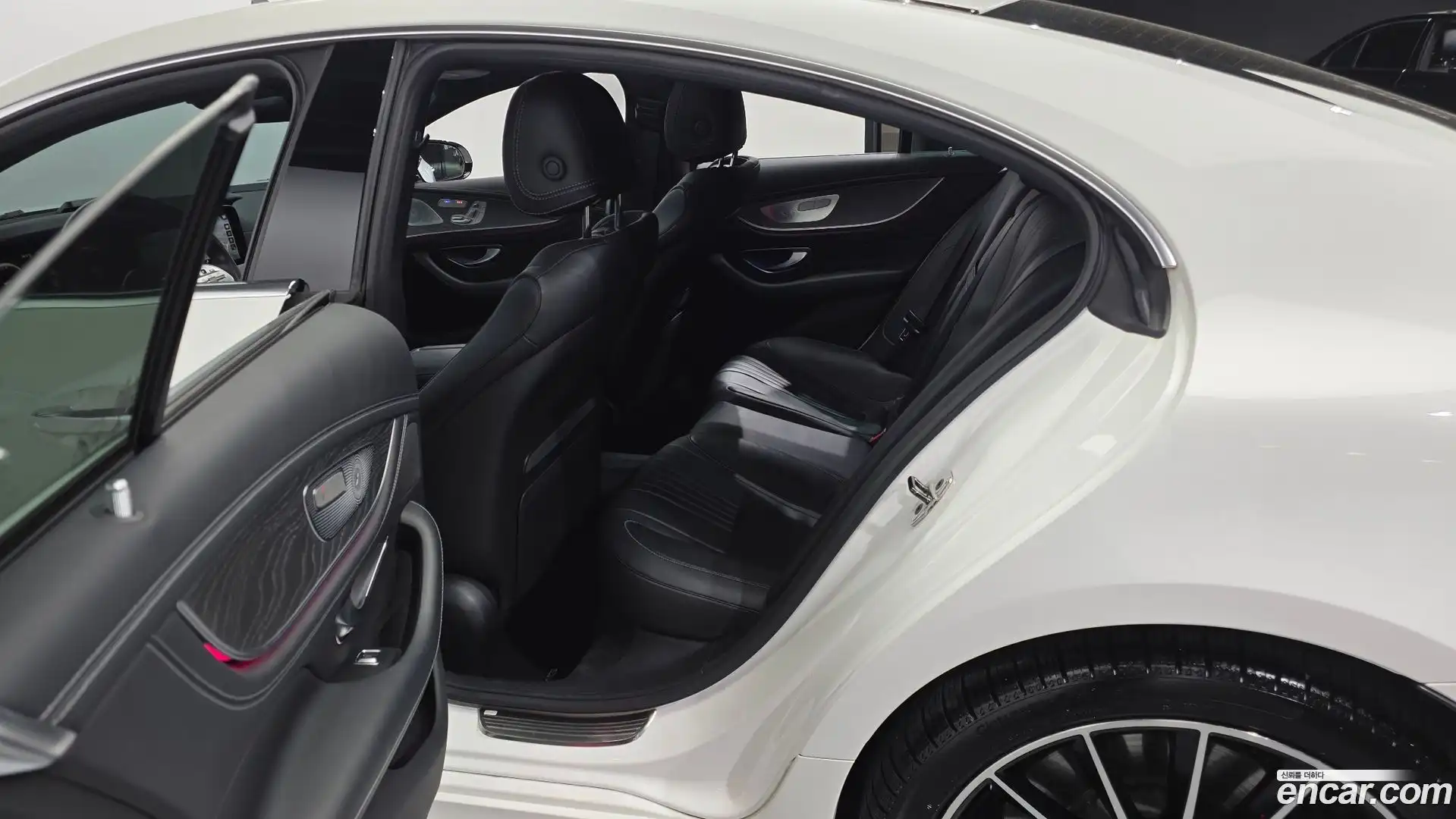 CLS-Class Mercedes-Benz 2021.5-OPTION-015