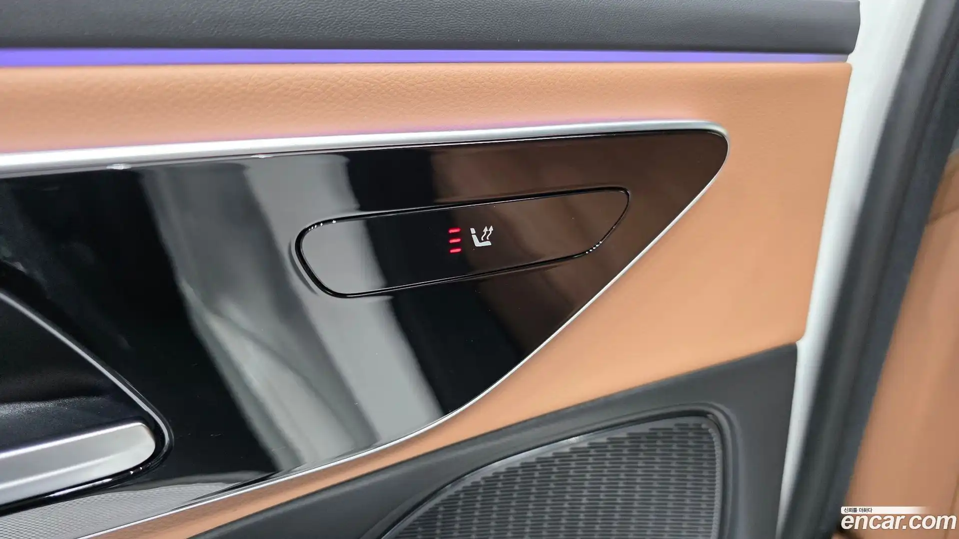 E-Class Mercedes-Benz 2025.1-OPTION-042
