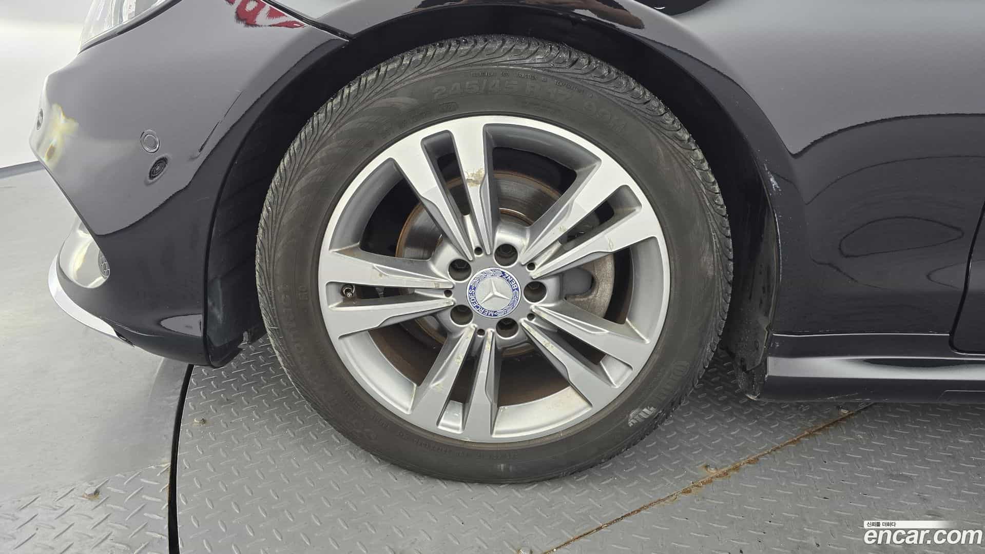 E-Class Mercedes-Benz 2015.8-OUTER-005