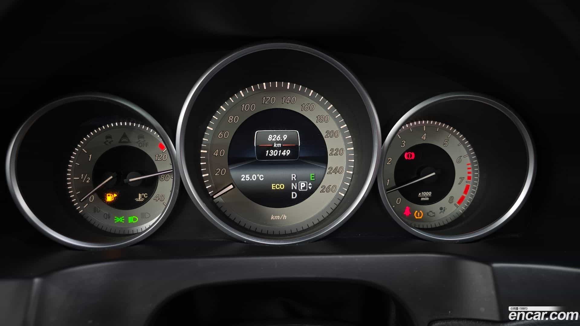 E-Class Mercedes-Benz 2015.8-INNER-008