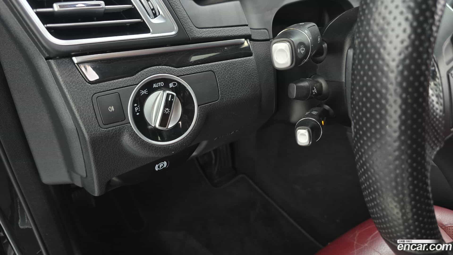 E-Class Mercedes-Benz 2015.8-OPTION-018