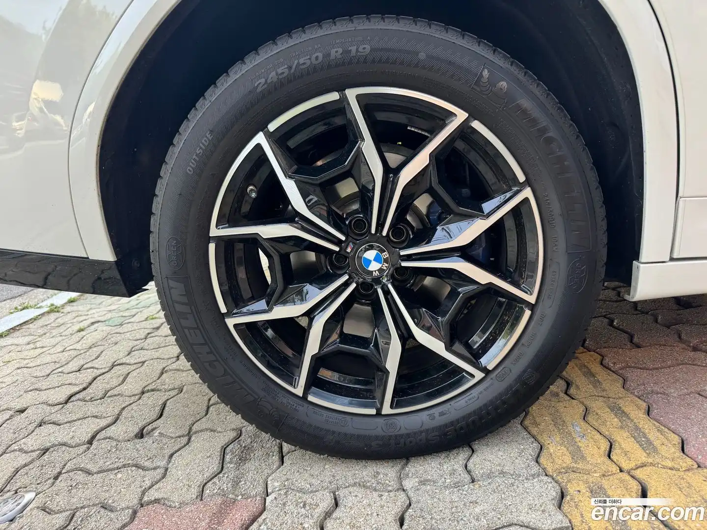 X4 BMW 2023.0-OPTION-024