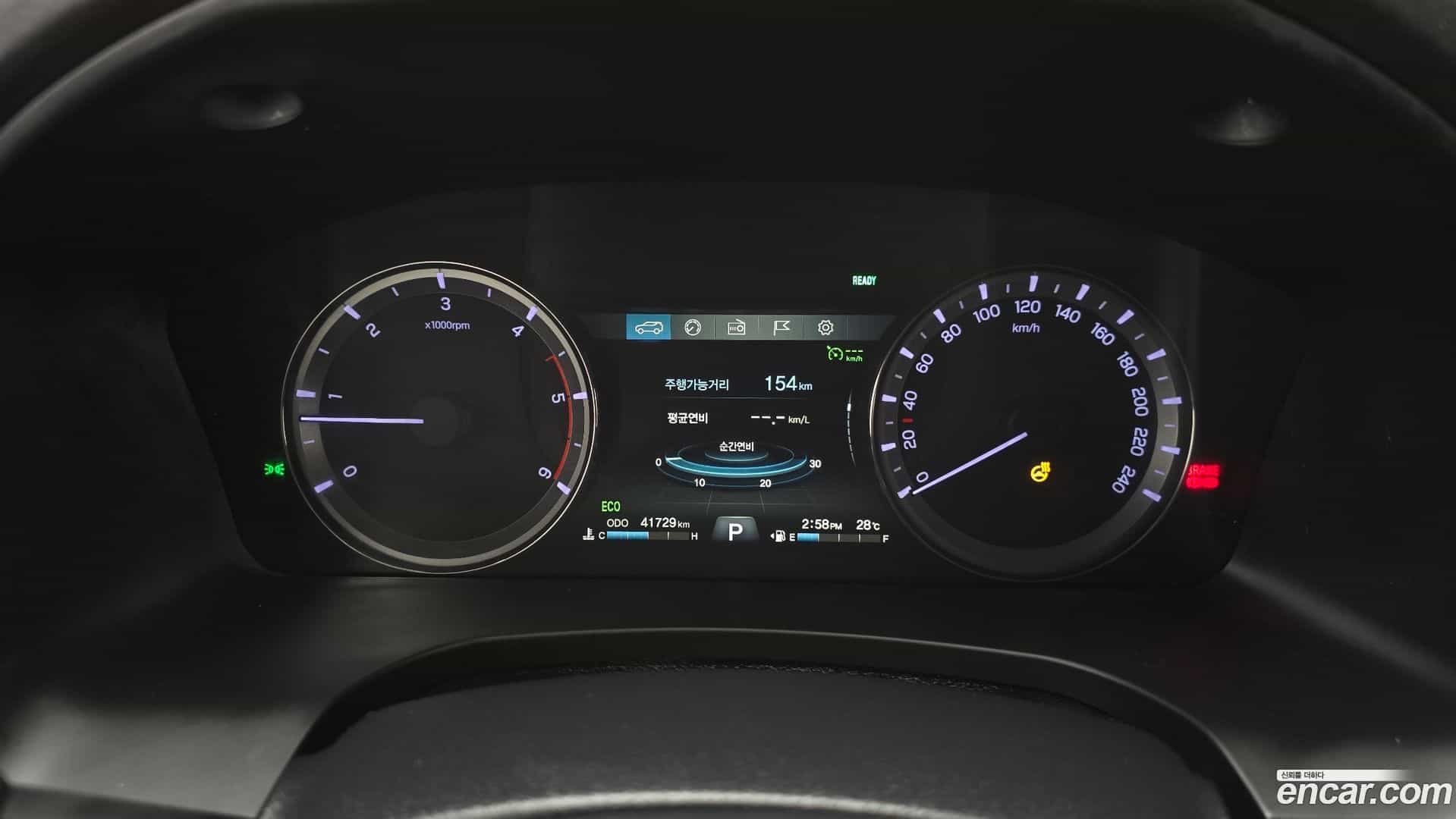 Rexton KG Mobility 2019.0-INNER-008