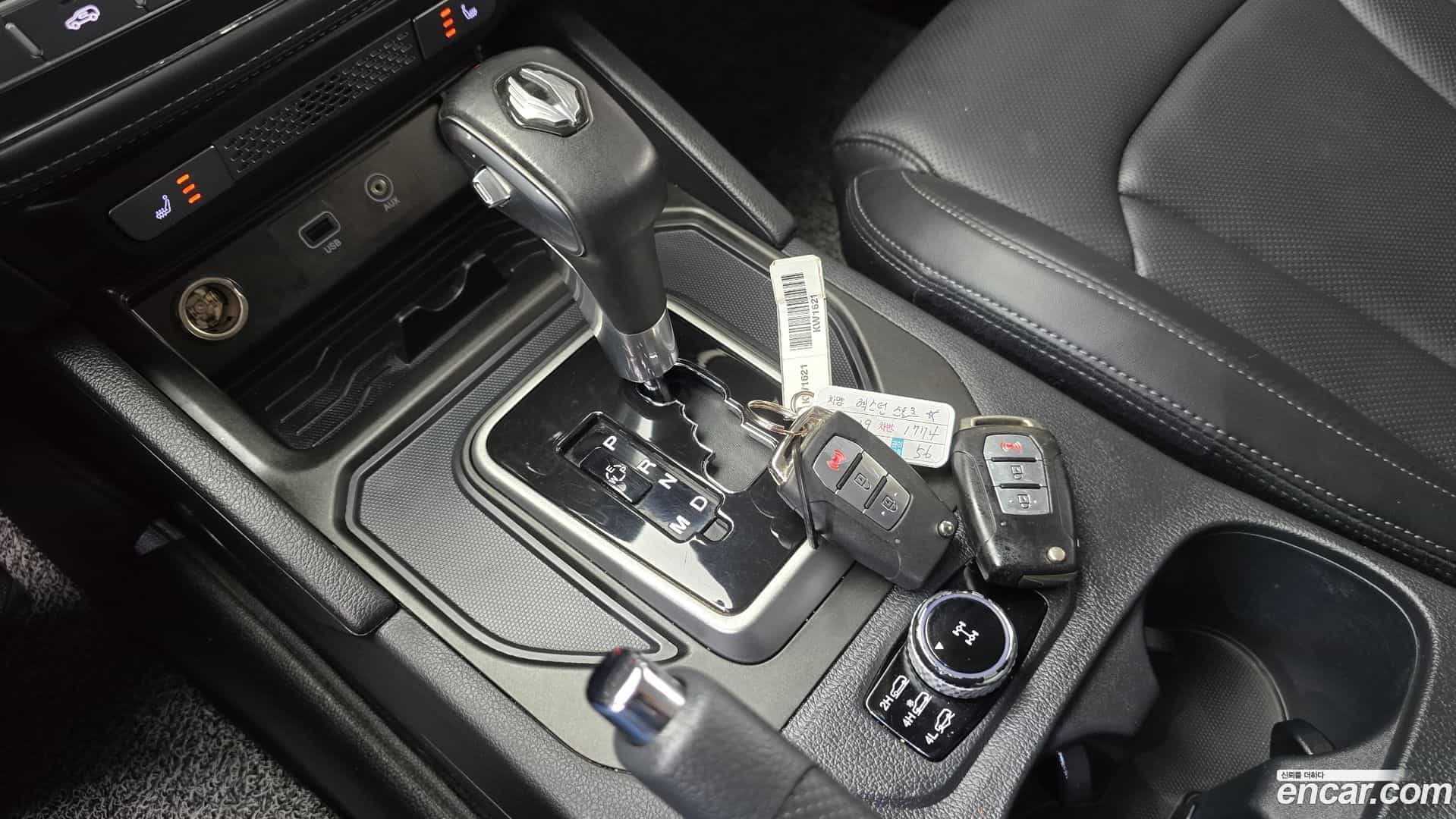 Rexton KG Mobility 2019.0-INNER-009