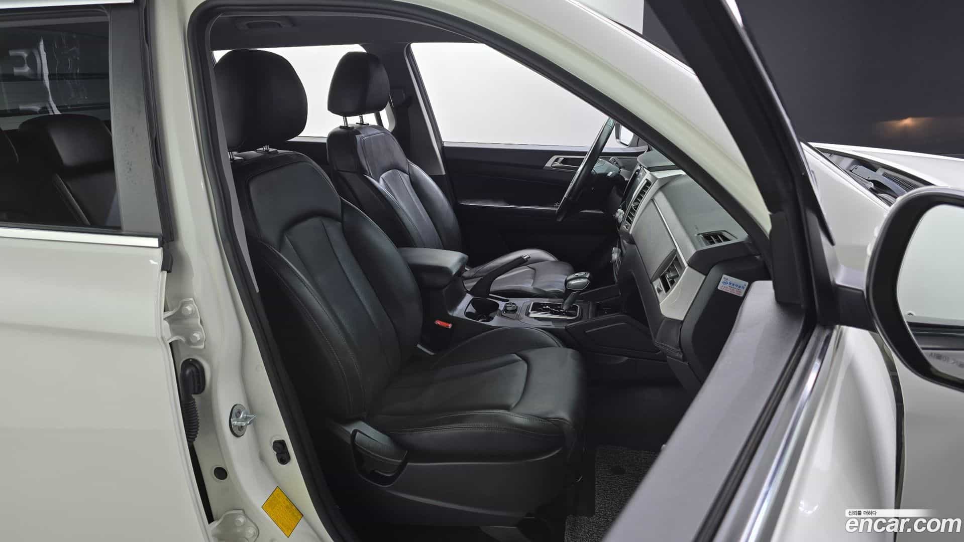 Rexton KG Mobility 2019.0-OPTION-015