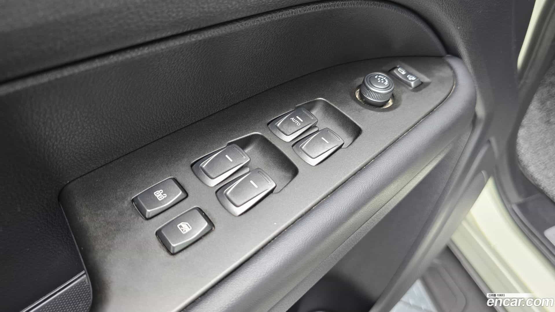 Rexton KG Mobility 2019.0-OPTION-018