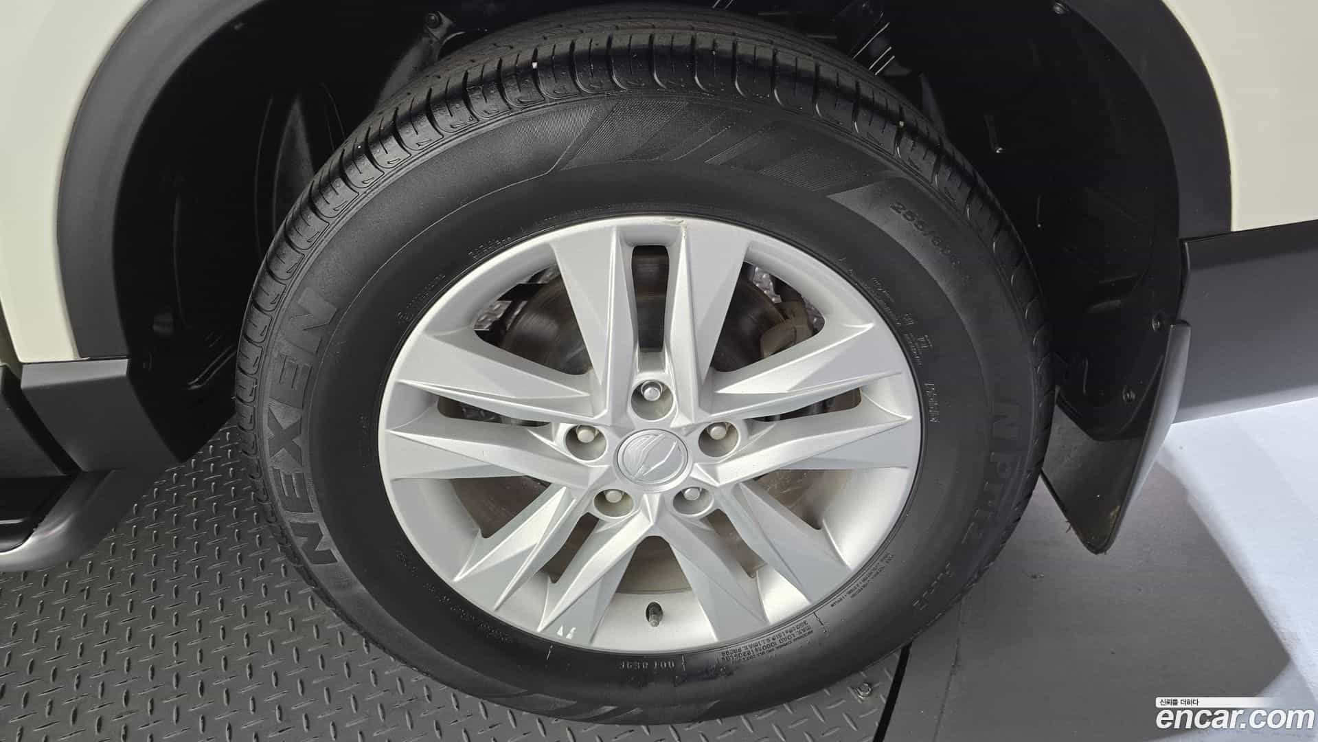 Rexton KG Mobility 2019.0-OUTER-031