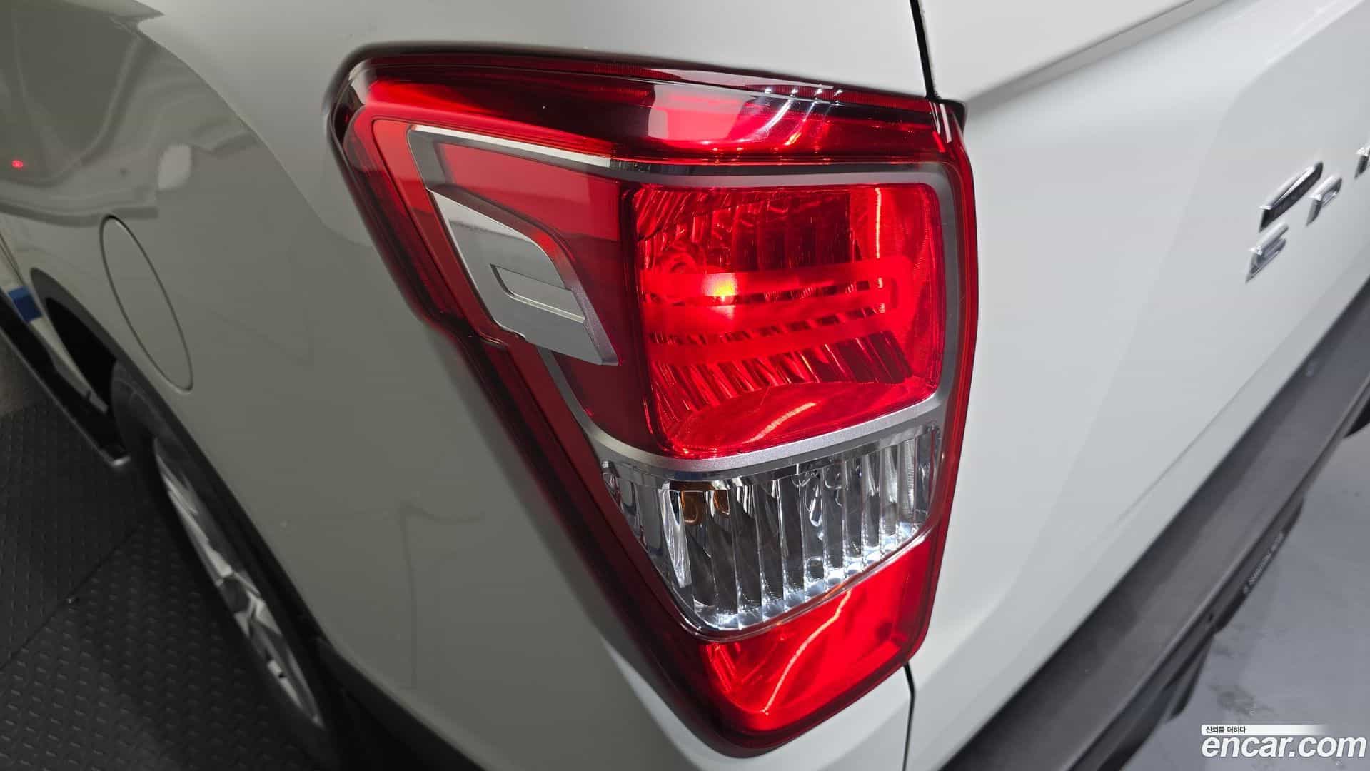 Rexton KG Mobility 2019.0-OUTER-033