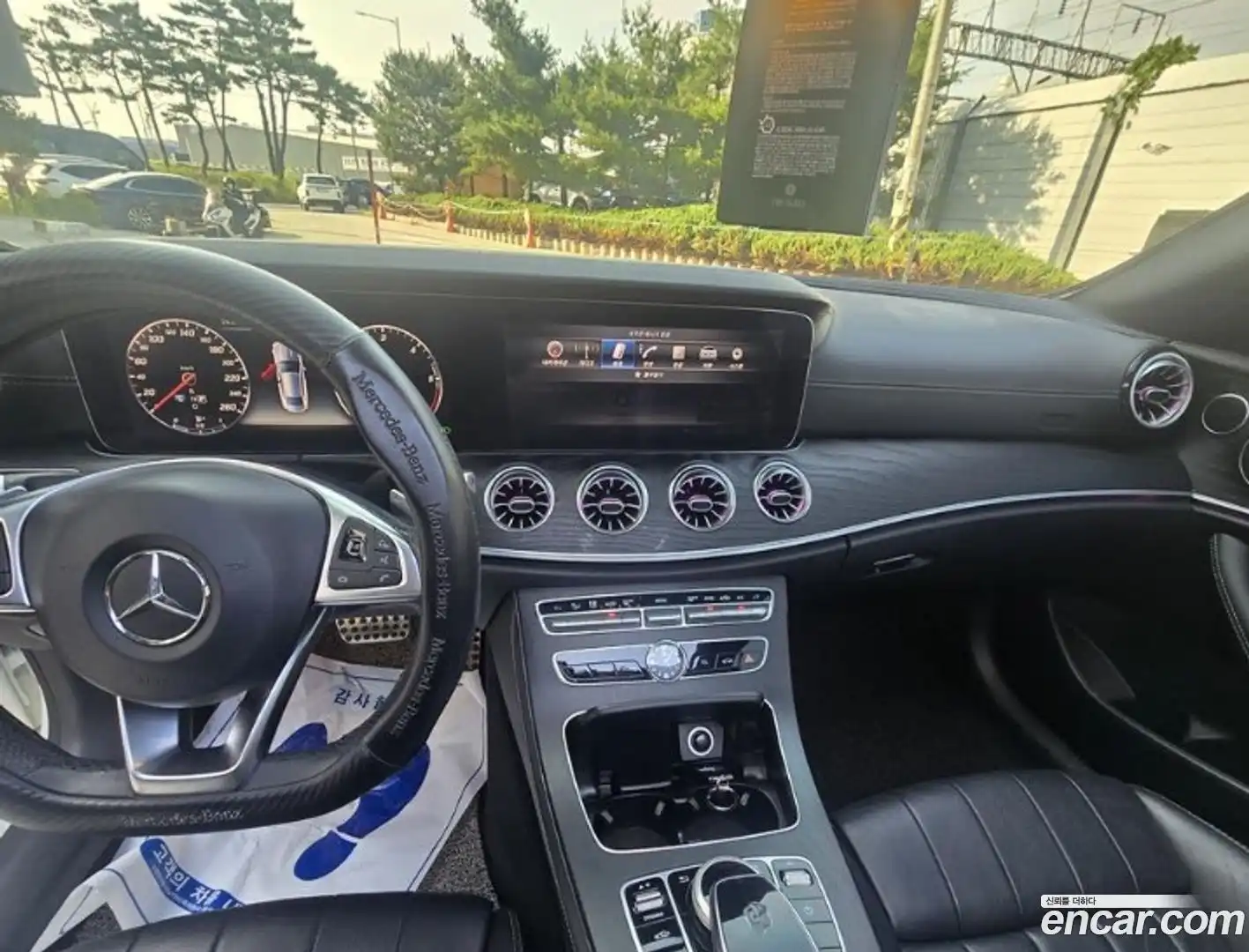 E-Class Mercedes-Benz 2017.11-INNER-009