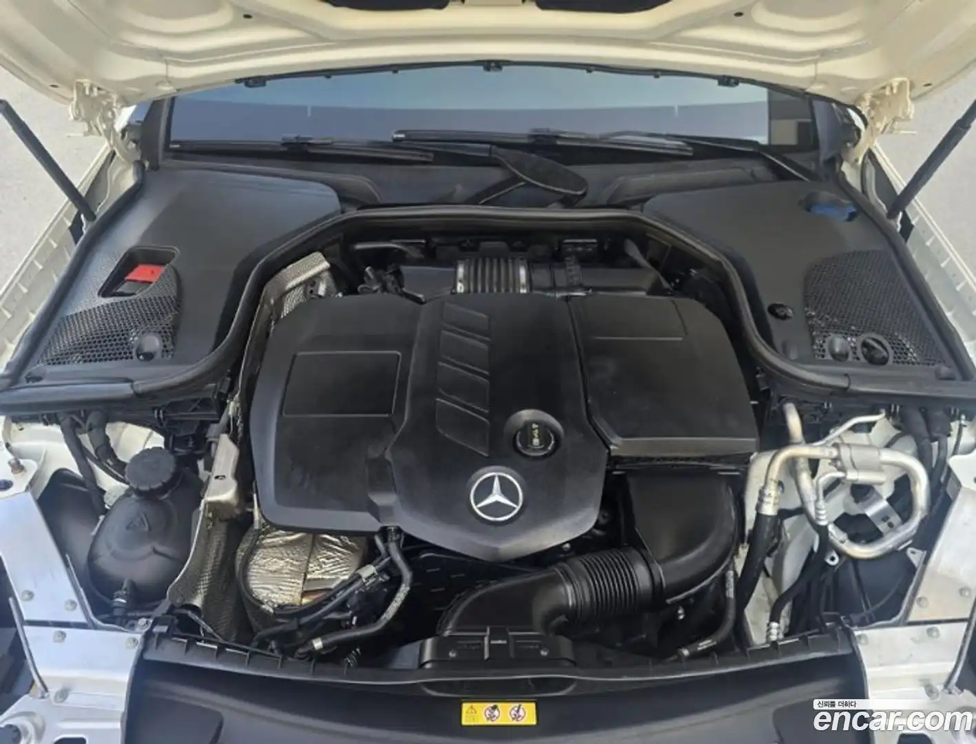 E-Class Mercedes-Benz 2017.11-OPTION-022
