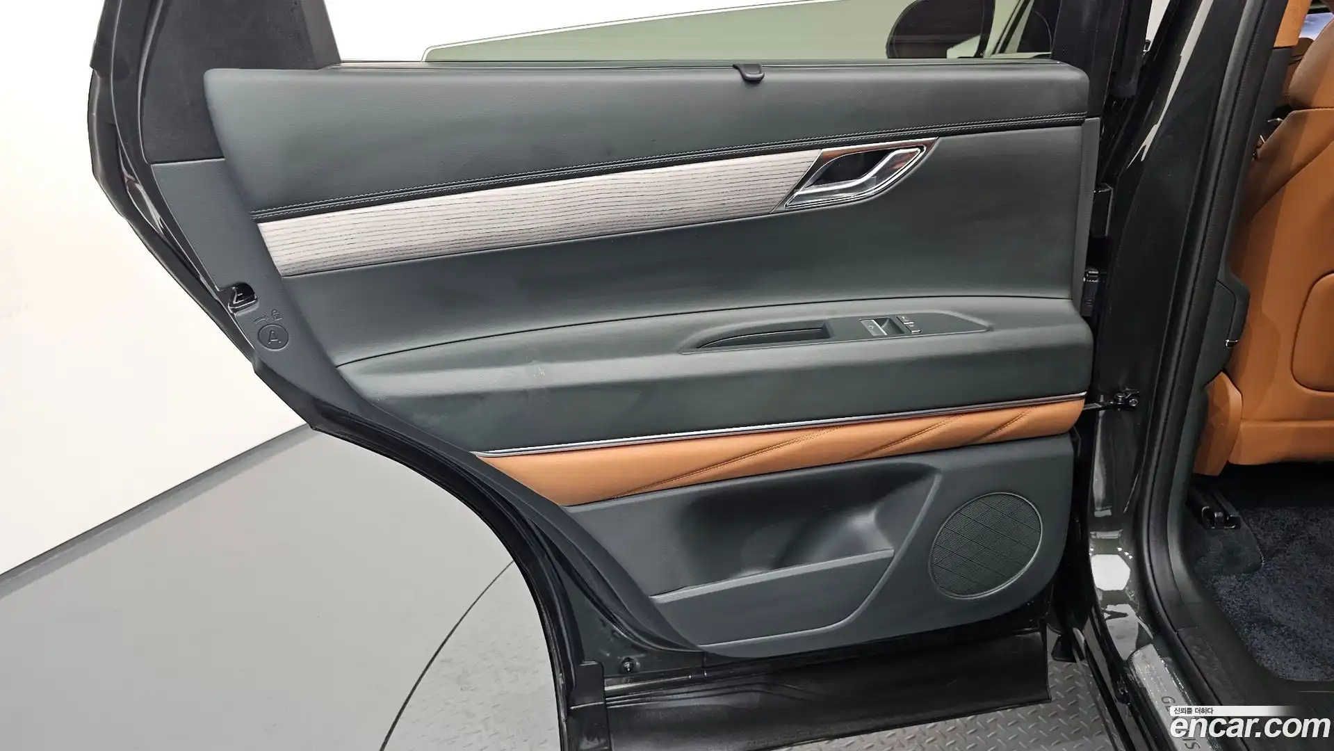 GV80 Genesis 2025.1-INNER-035