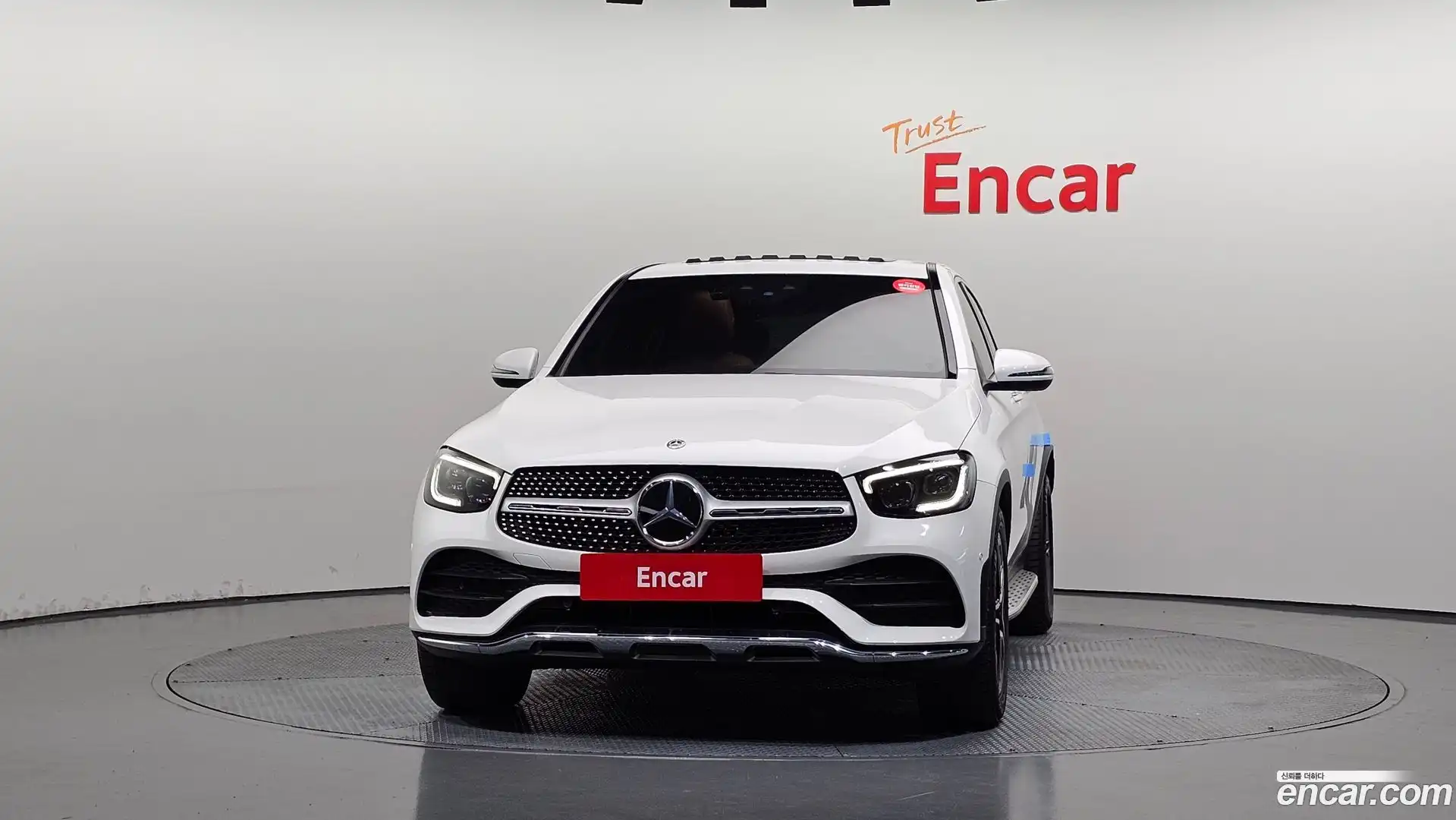 GLC-Class Mercedes-Benz 2020.3-OUTER-003