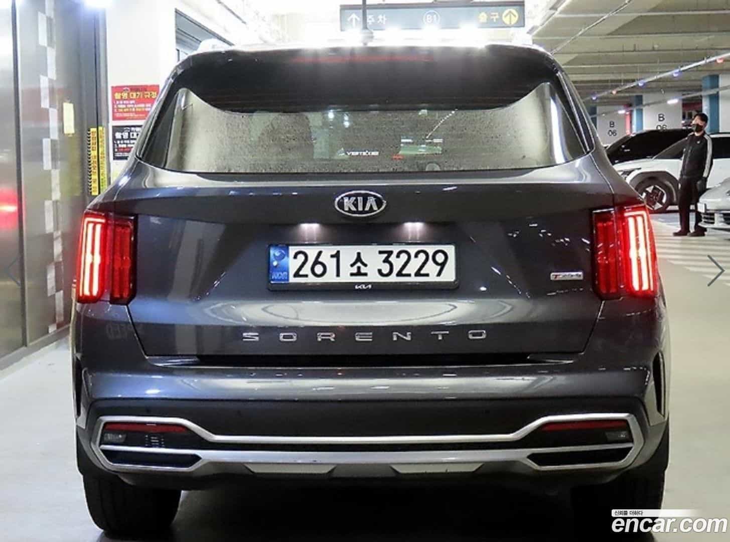 Sorento Kia 2021.4-OUTER-005