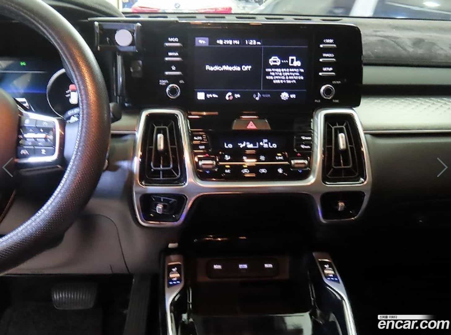 Sorento Kia 2021.4-OPTION-015