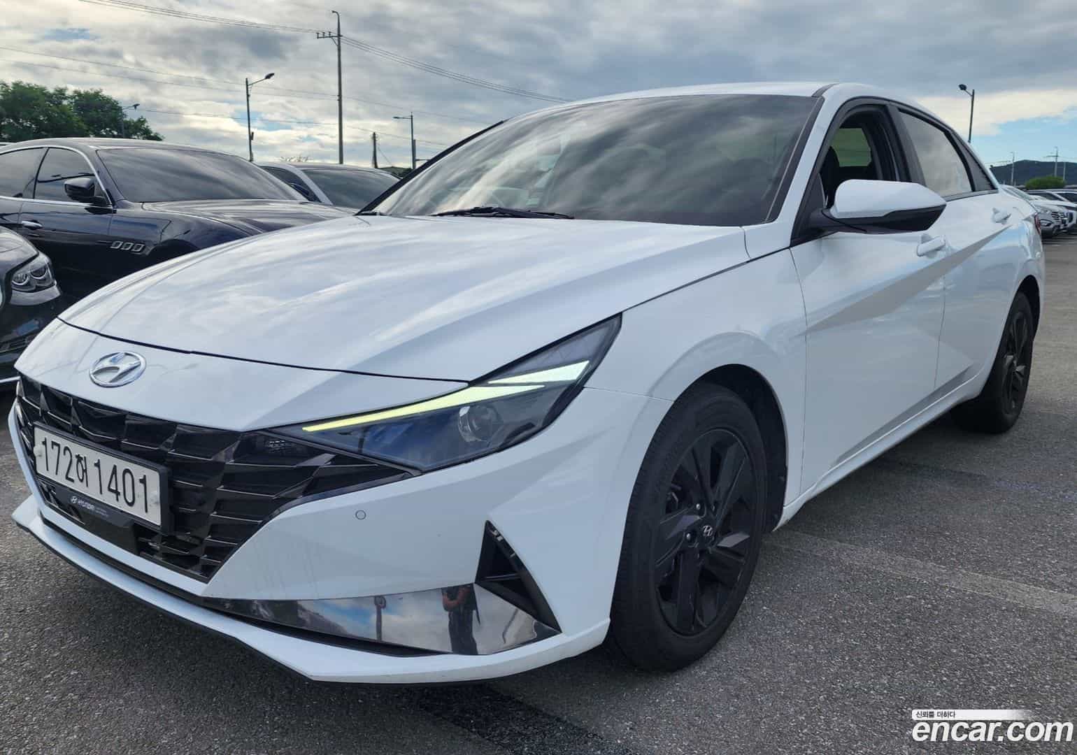 AVANTE Hyundai 2022.8-OUTER-002