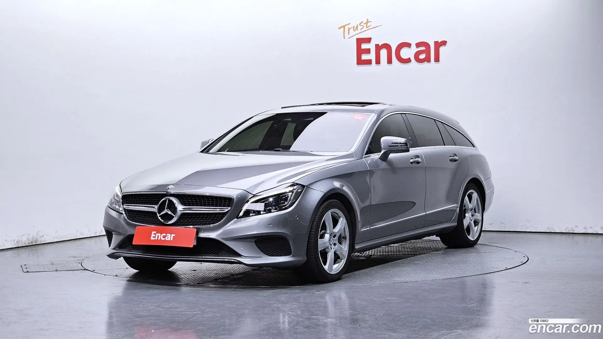 Main__Slider__Photo:CLS-Class Mercedes-Benz 2015.2-0
