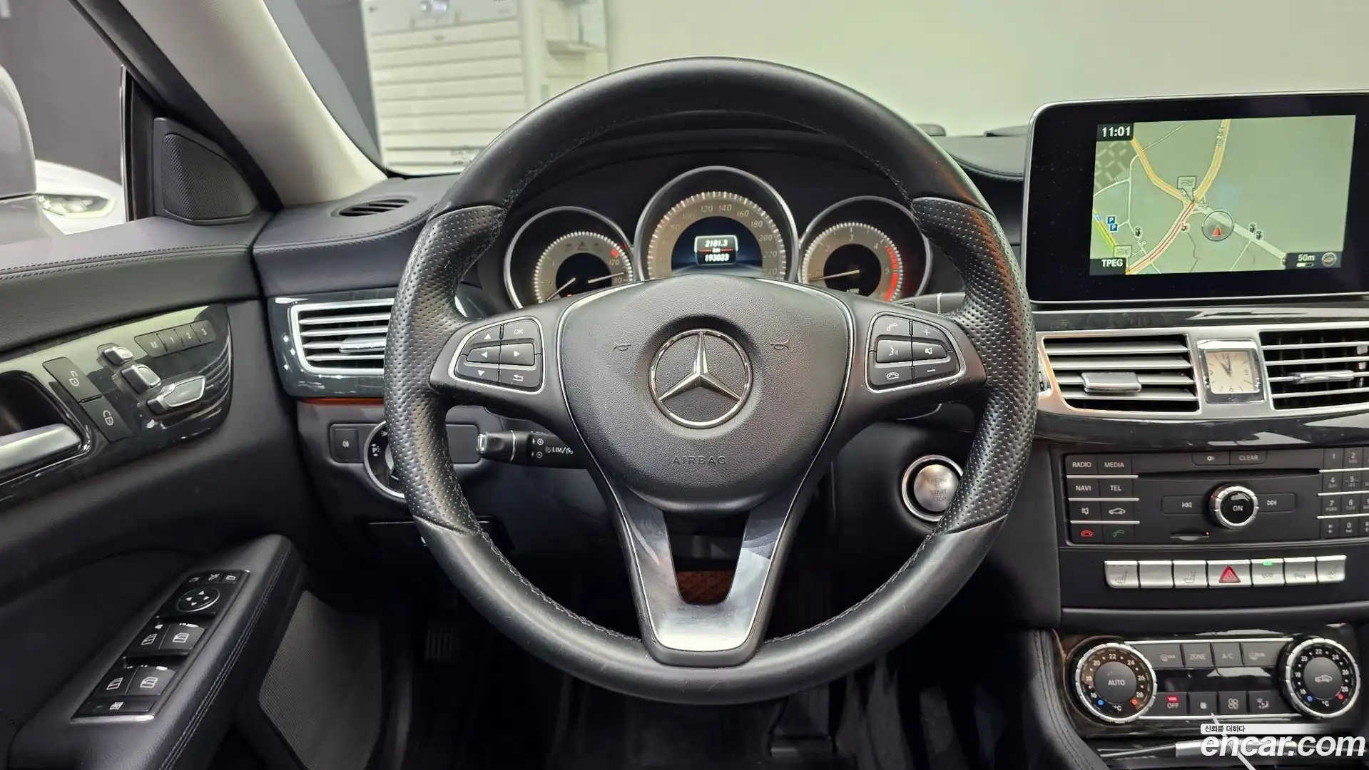CLS-Class Mercedes-Benz 2015.2-OPTION-017